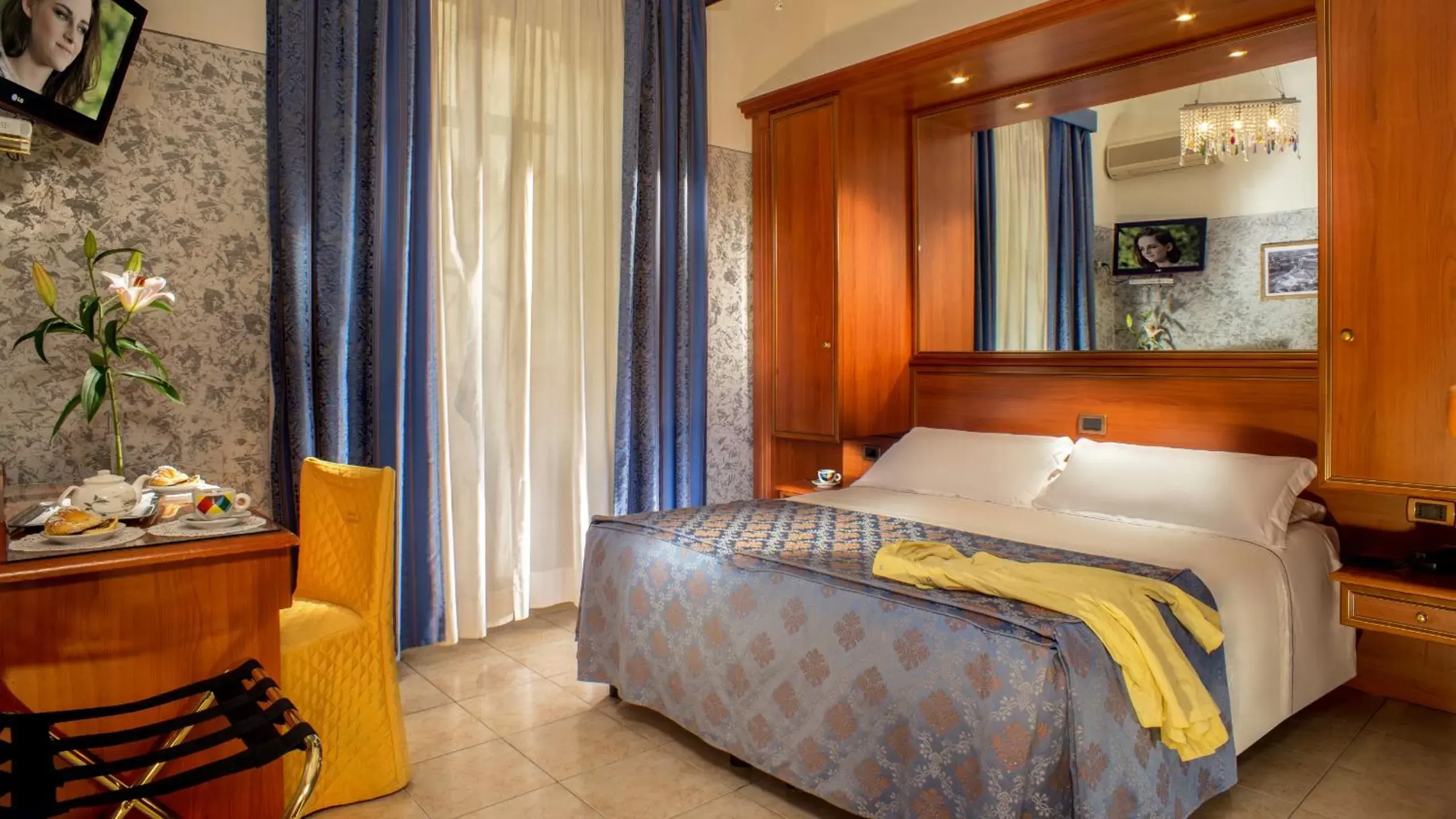 Double or Twin Room in Hotel Assisi Double or Twin Room in Hotel Assisi