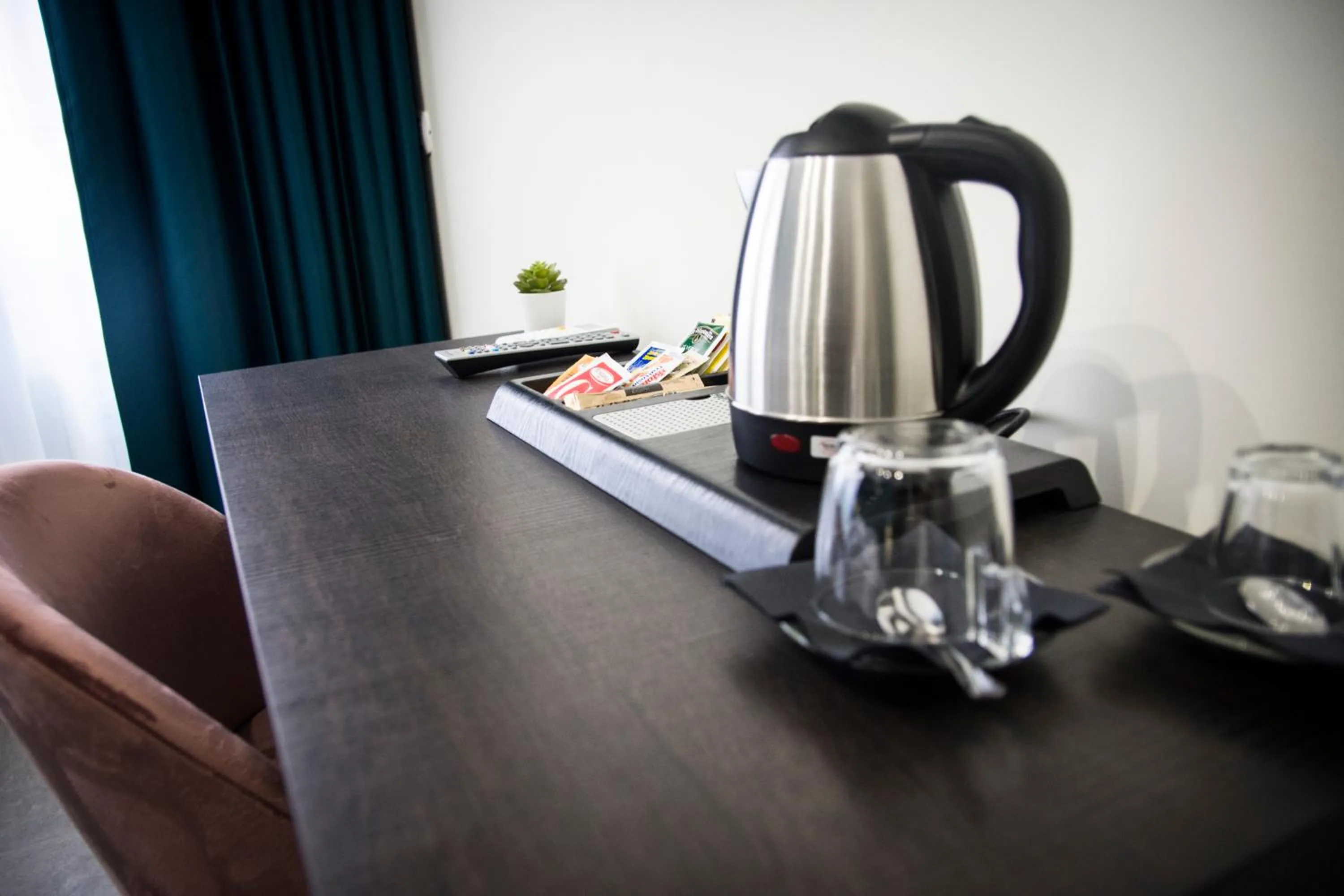 Coffee/tea facilities in Regolo Rooms Vaticano