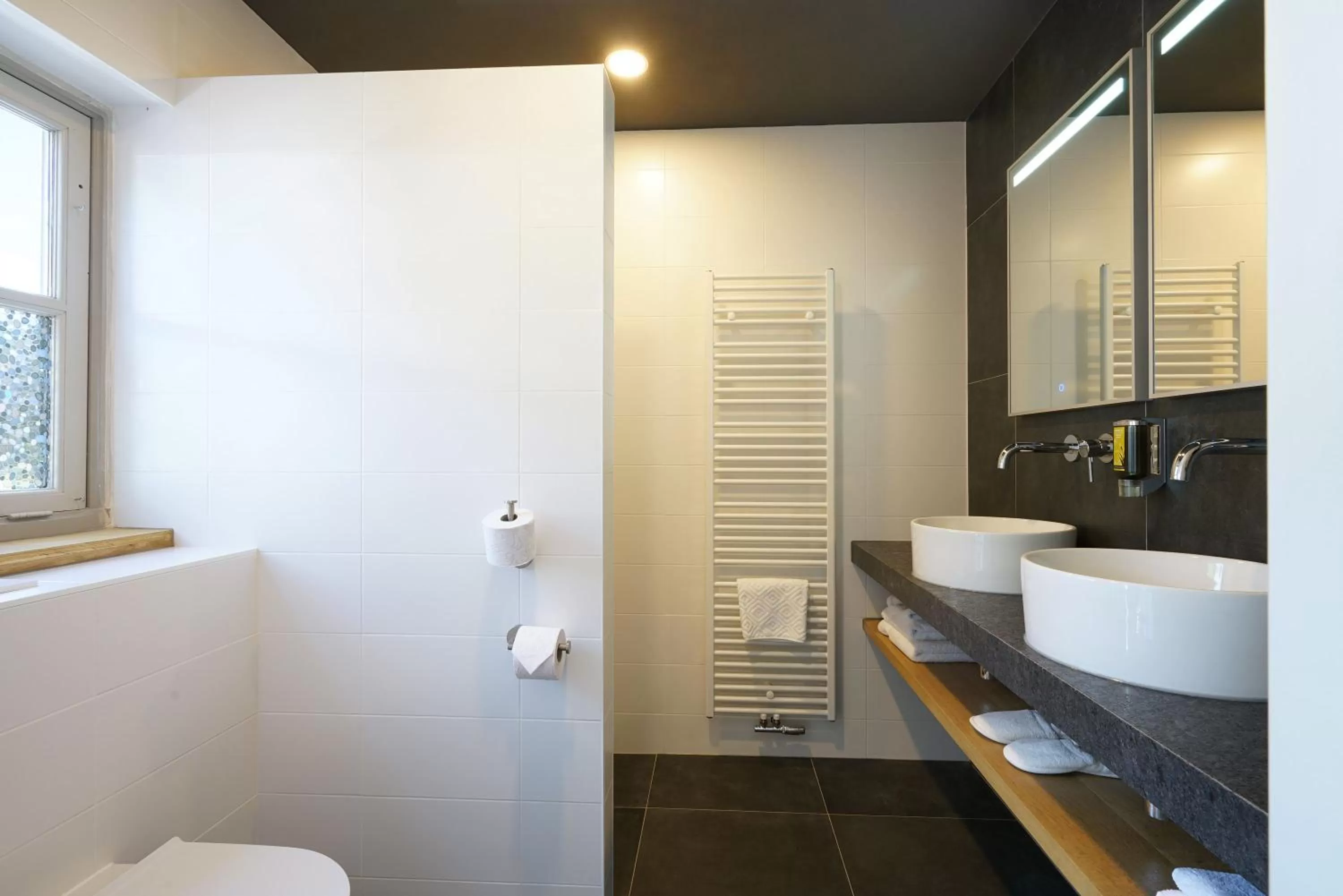 Photo of the whole room in De Kempse Hoeve B&B