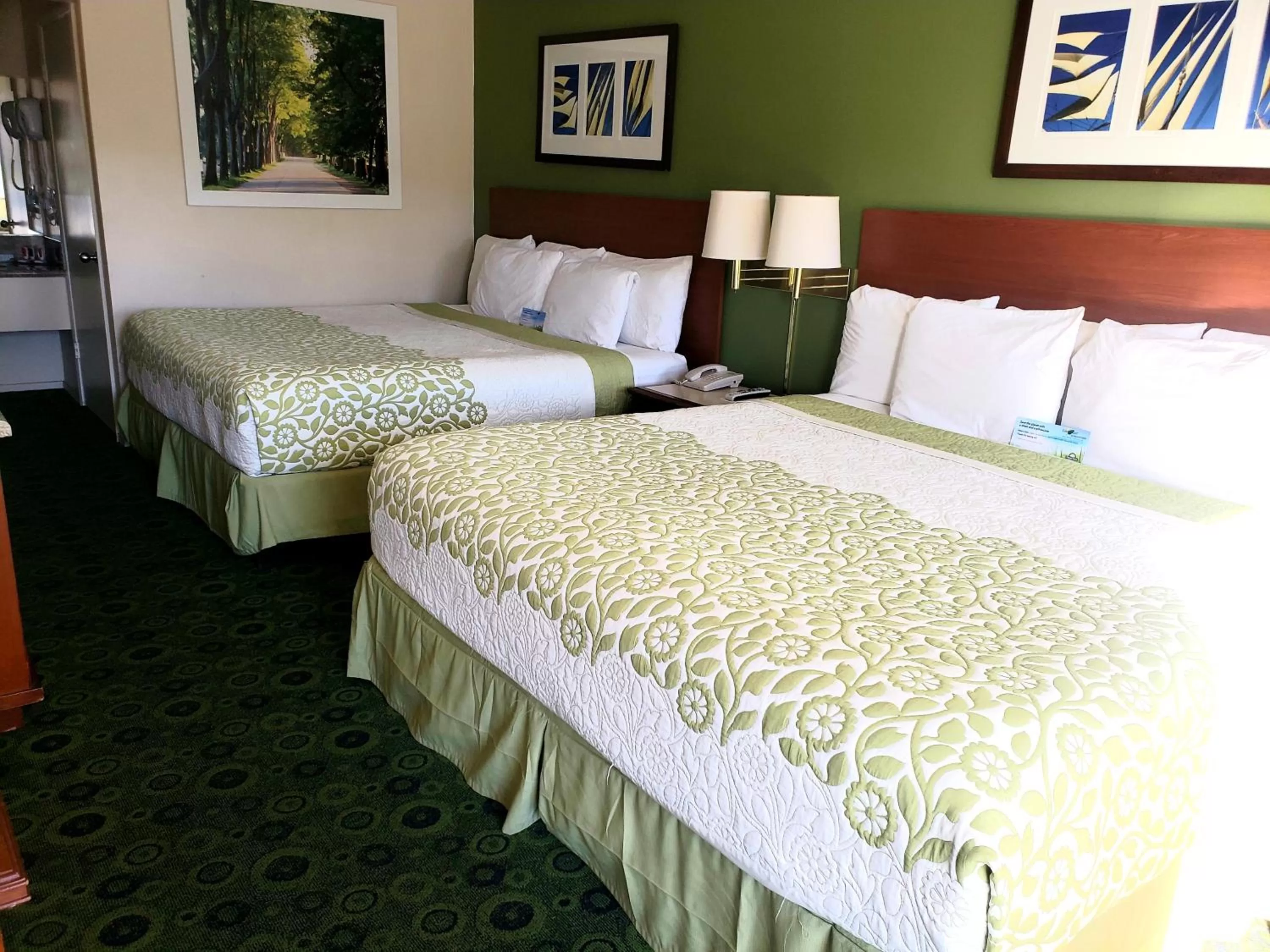 Bed in Days Inn by Wyndham Westley