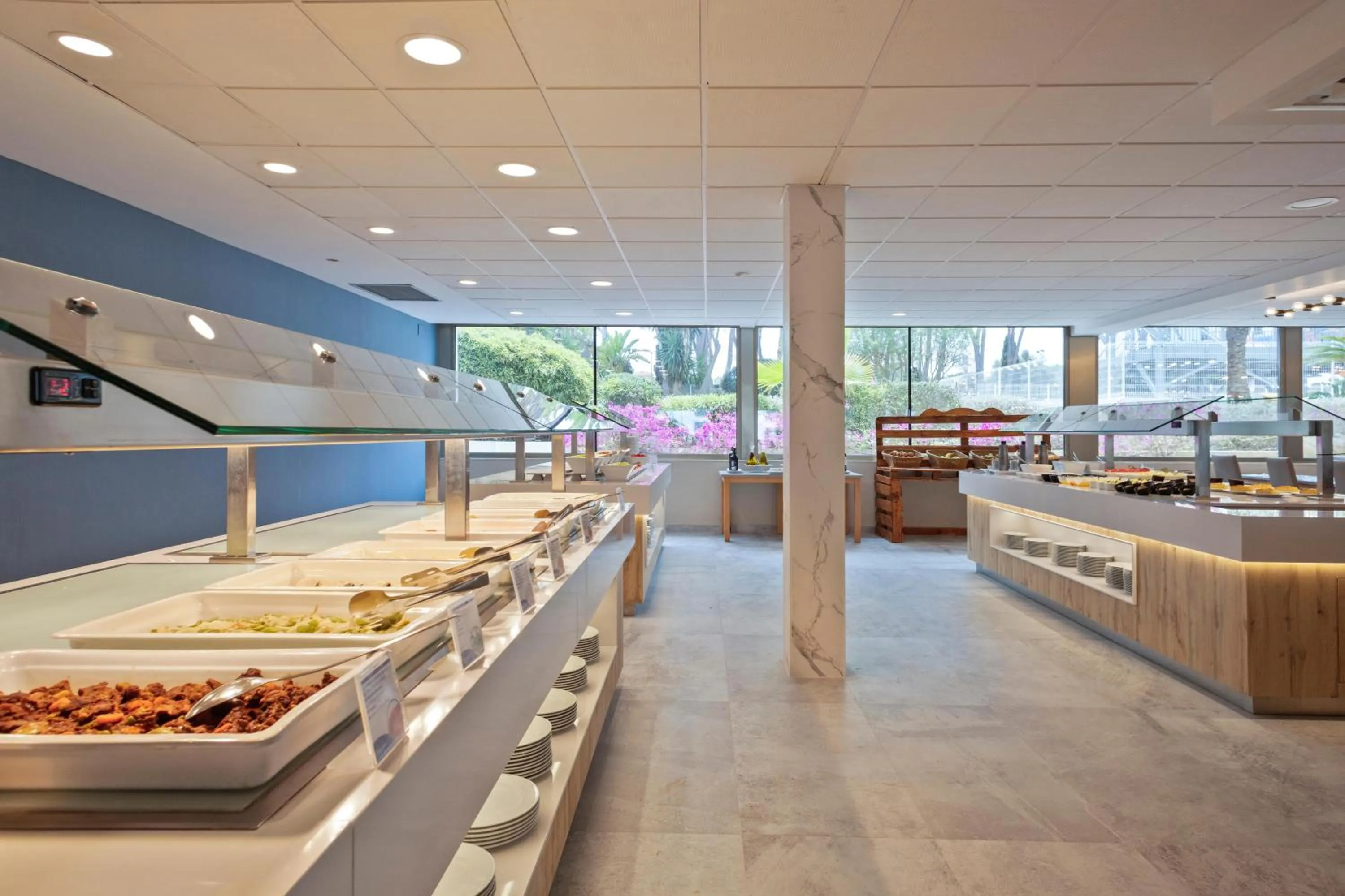 Restaurant/places to eat in Hotel Best Delta