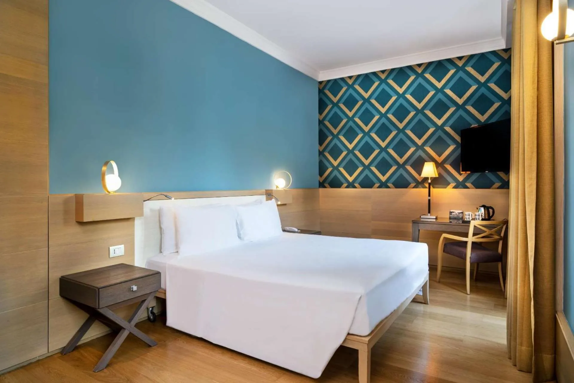 Bed in Grand Hotel Alassio Beach & Spa Resort - The Leading Hotels of the World