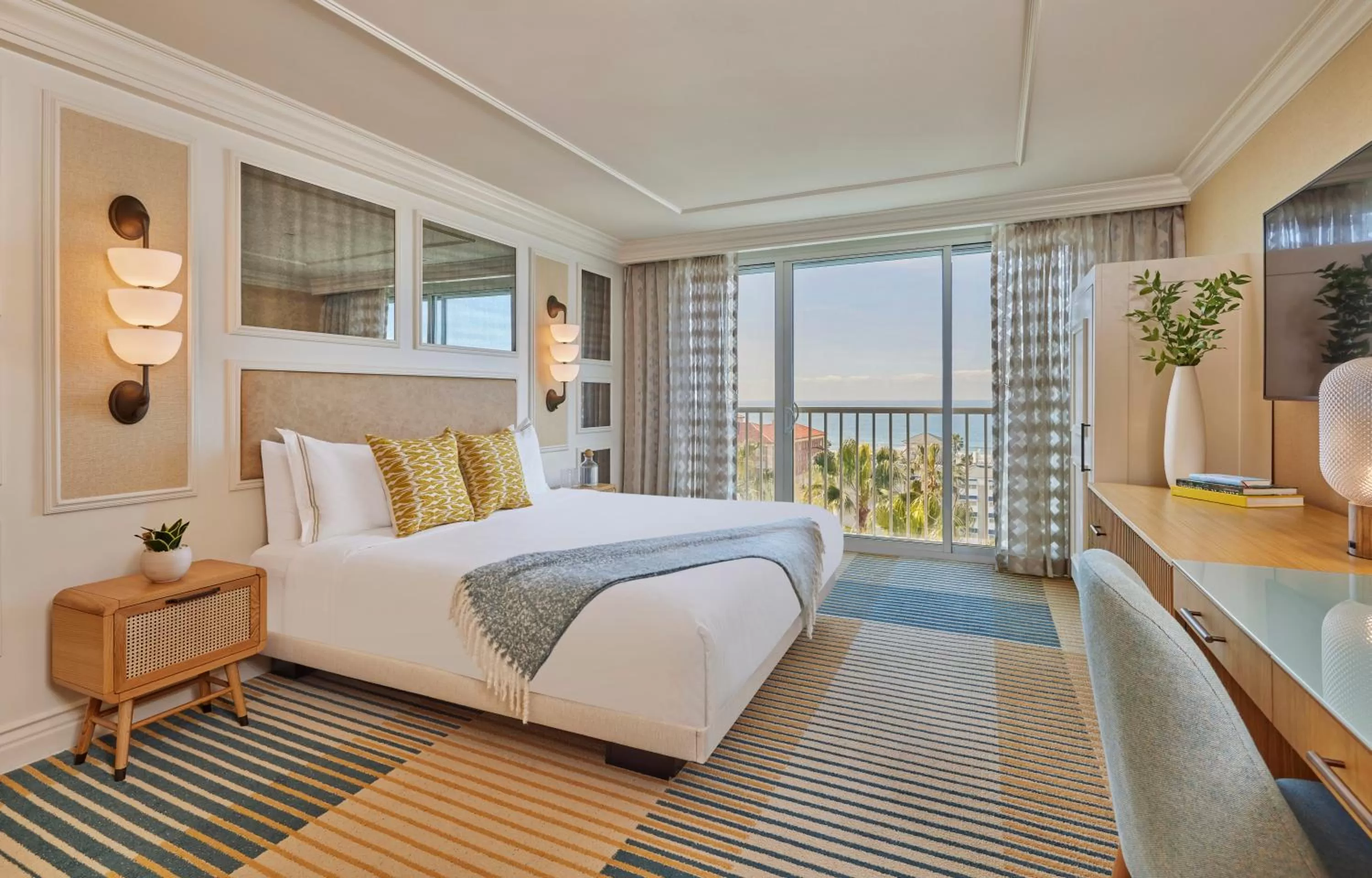 Bedroom, Bed in Viceroy Santa Monica