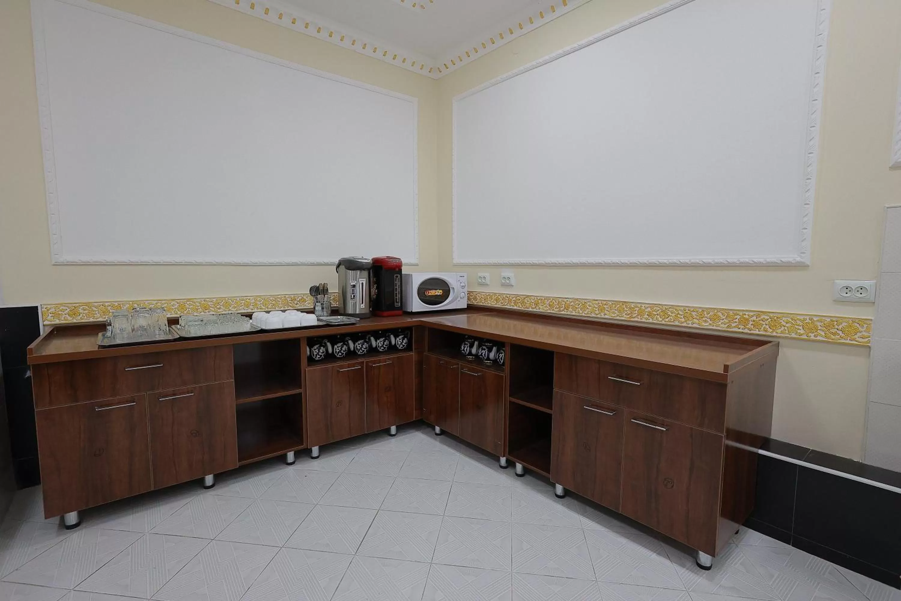 Restaurant/places to eat in Jahangir Boutique Bukhara