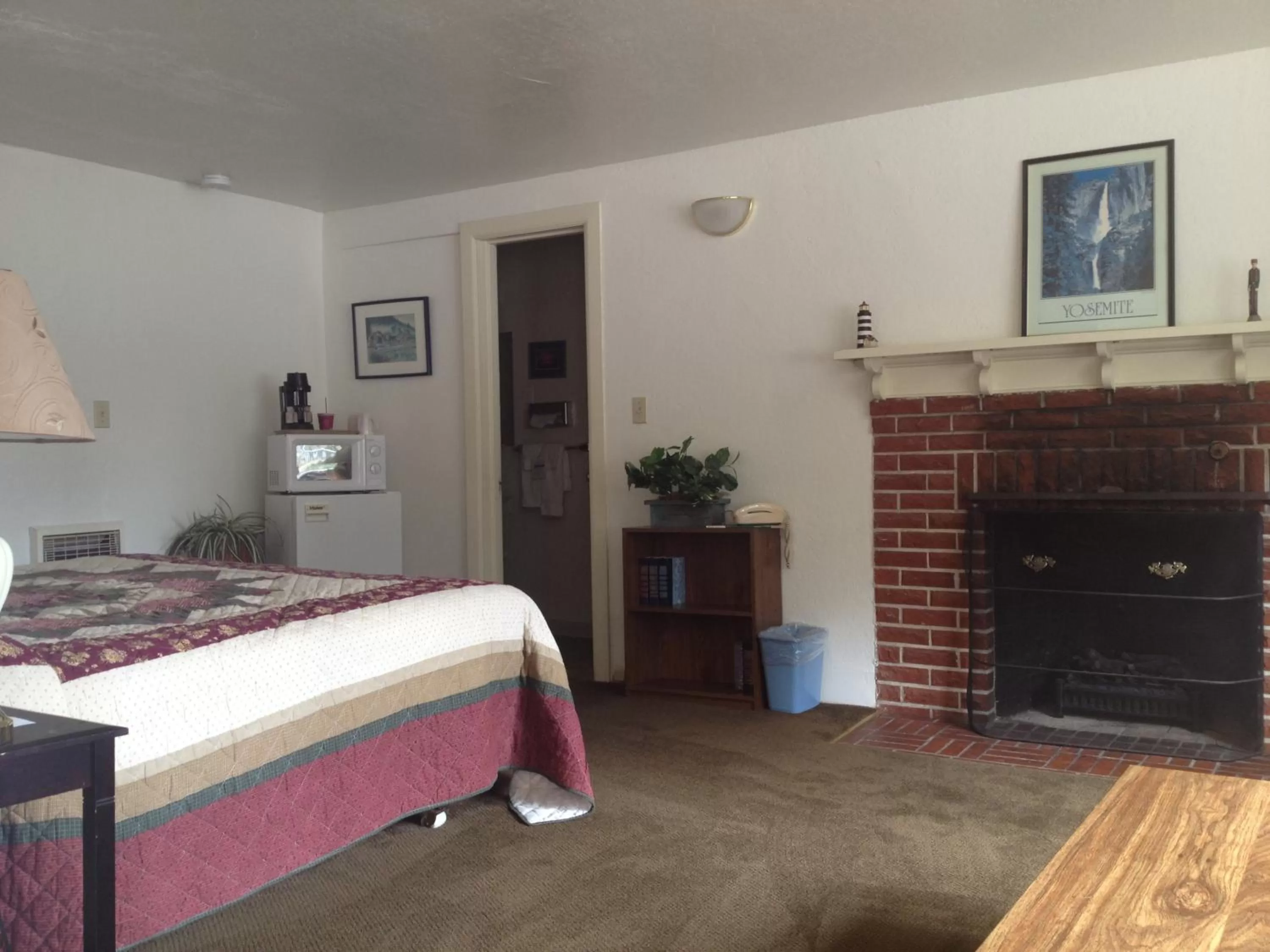 Bed in Lighthouse Inn