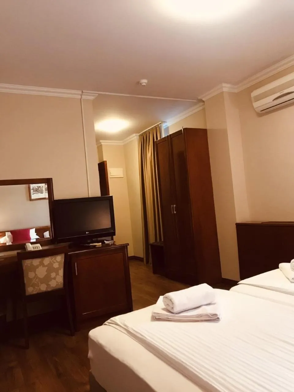 Bed in Hotel Bristol