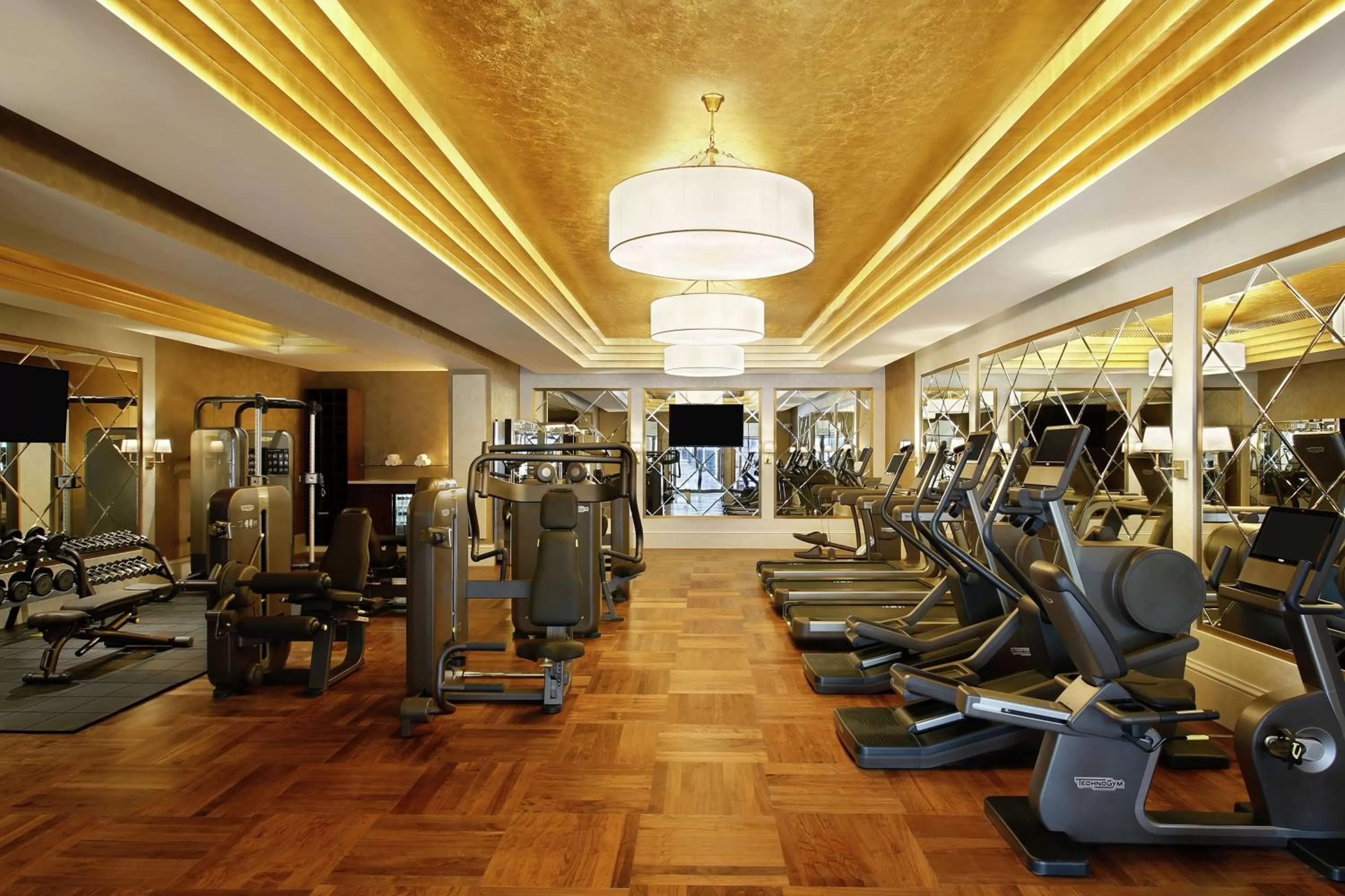 Fitness centre/facilities in Al Habtoor Palace - Preferred Hotels & Resorts