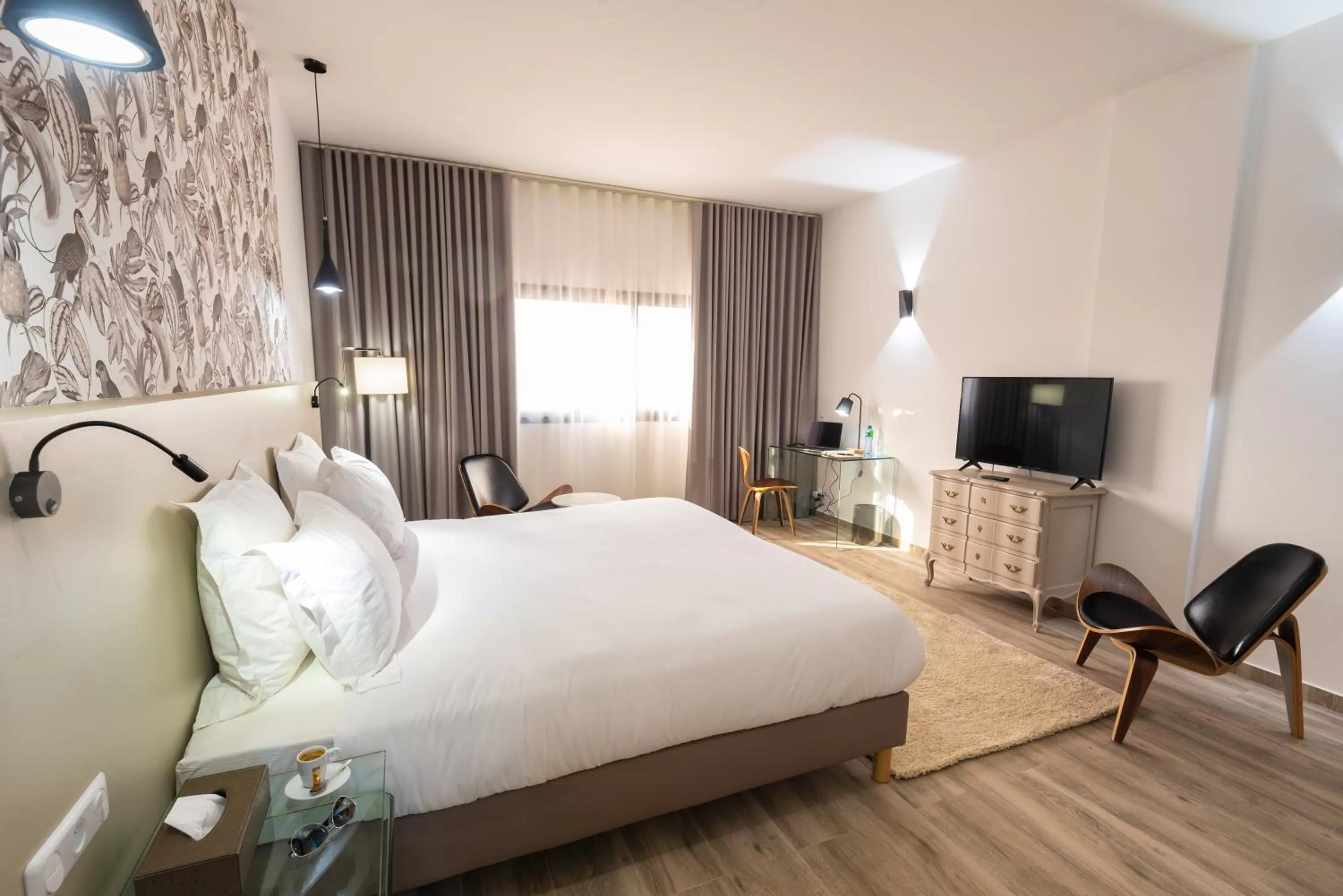 Bed in Hotel L'Adresse Dakar