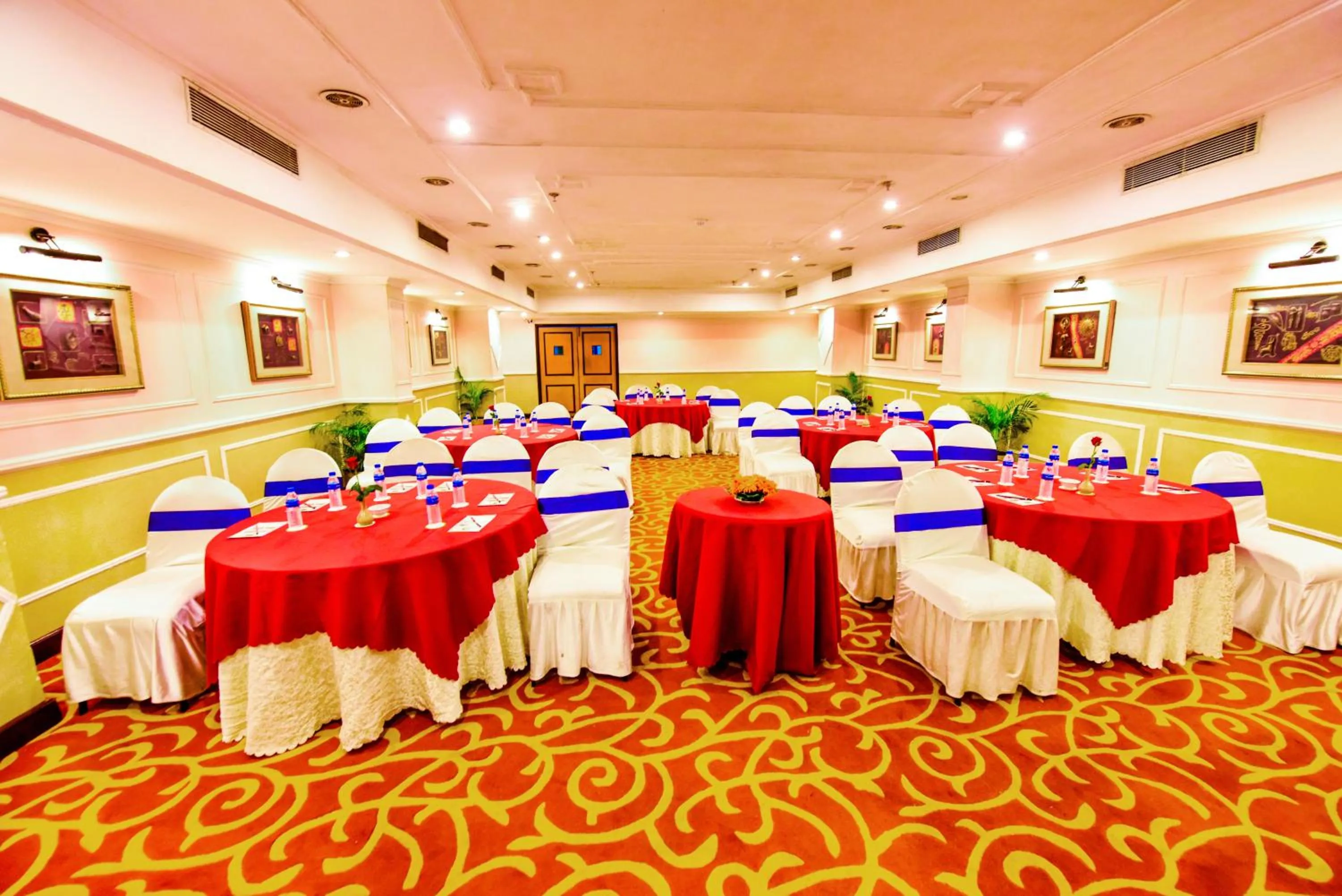 BBQ facilities in Hotel Swosti Premium Bhubaneswar