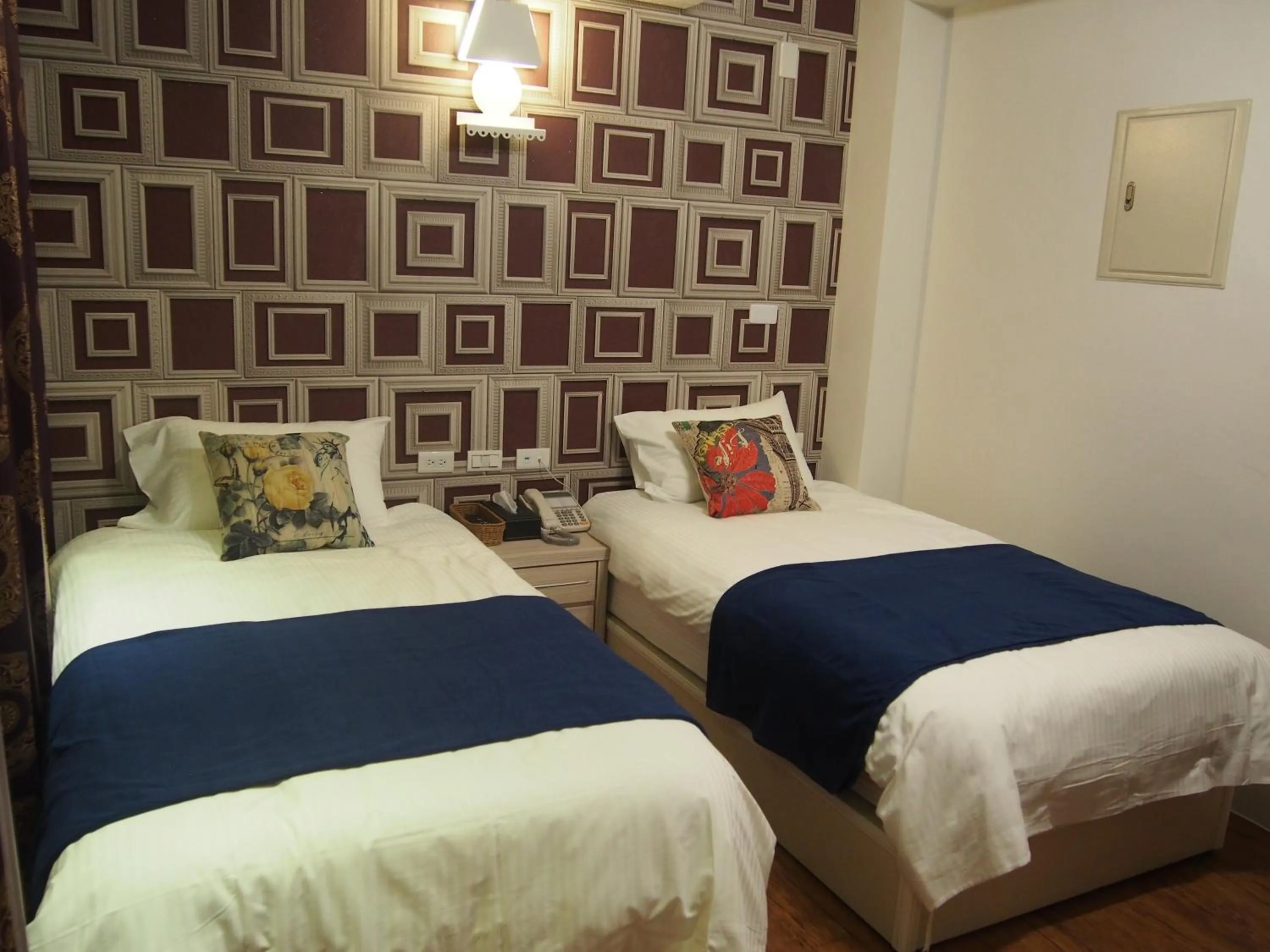 bunk bed, Bed in Successful 168 B&B