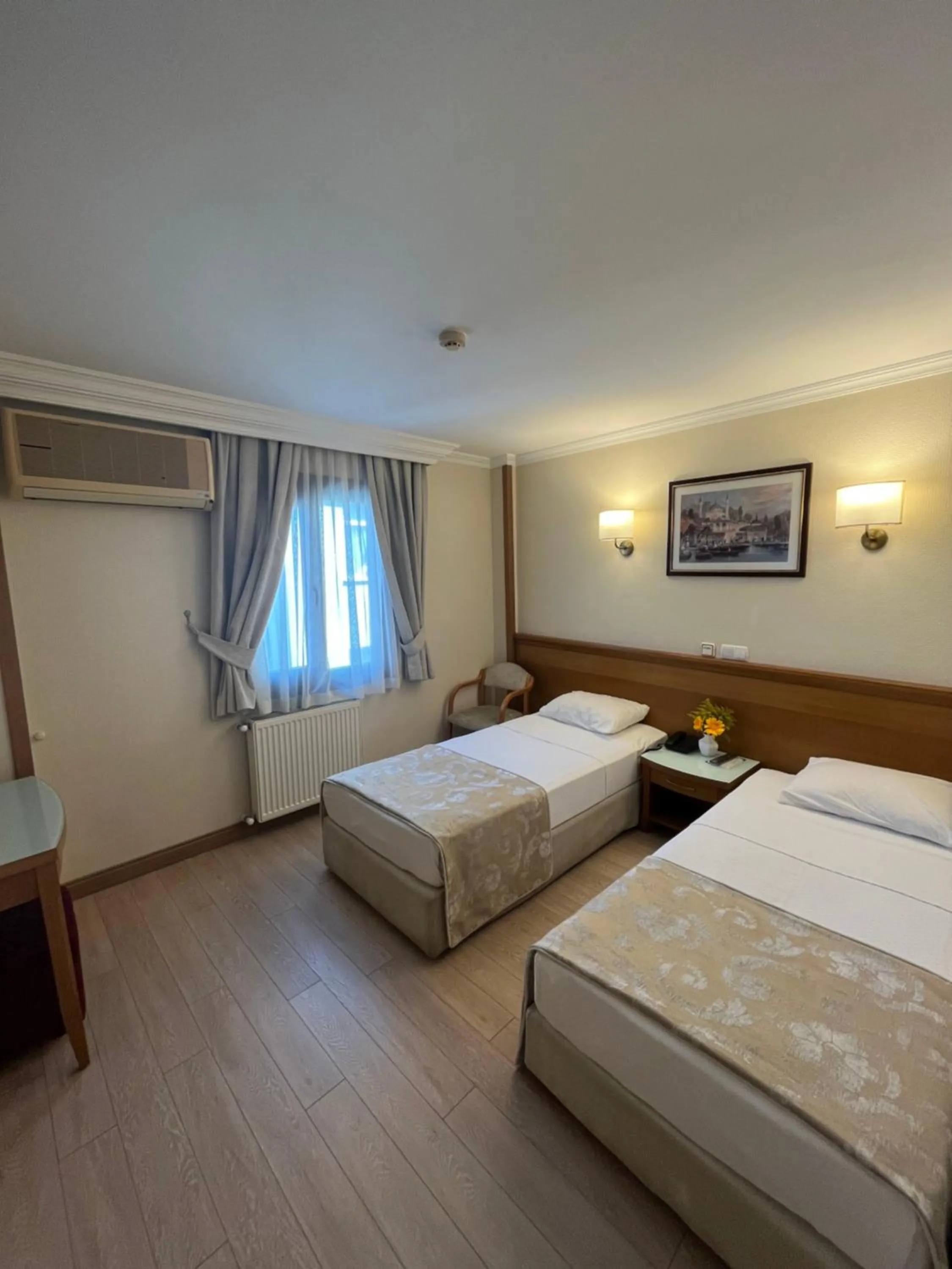 Bedroom, Bed in Yavuz Hotel