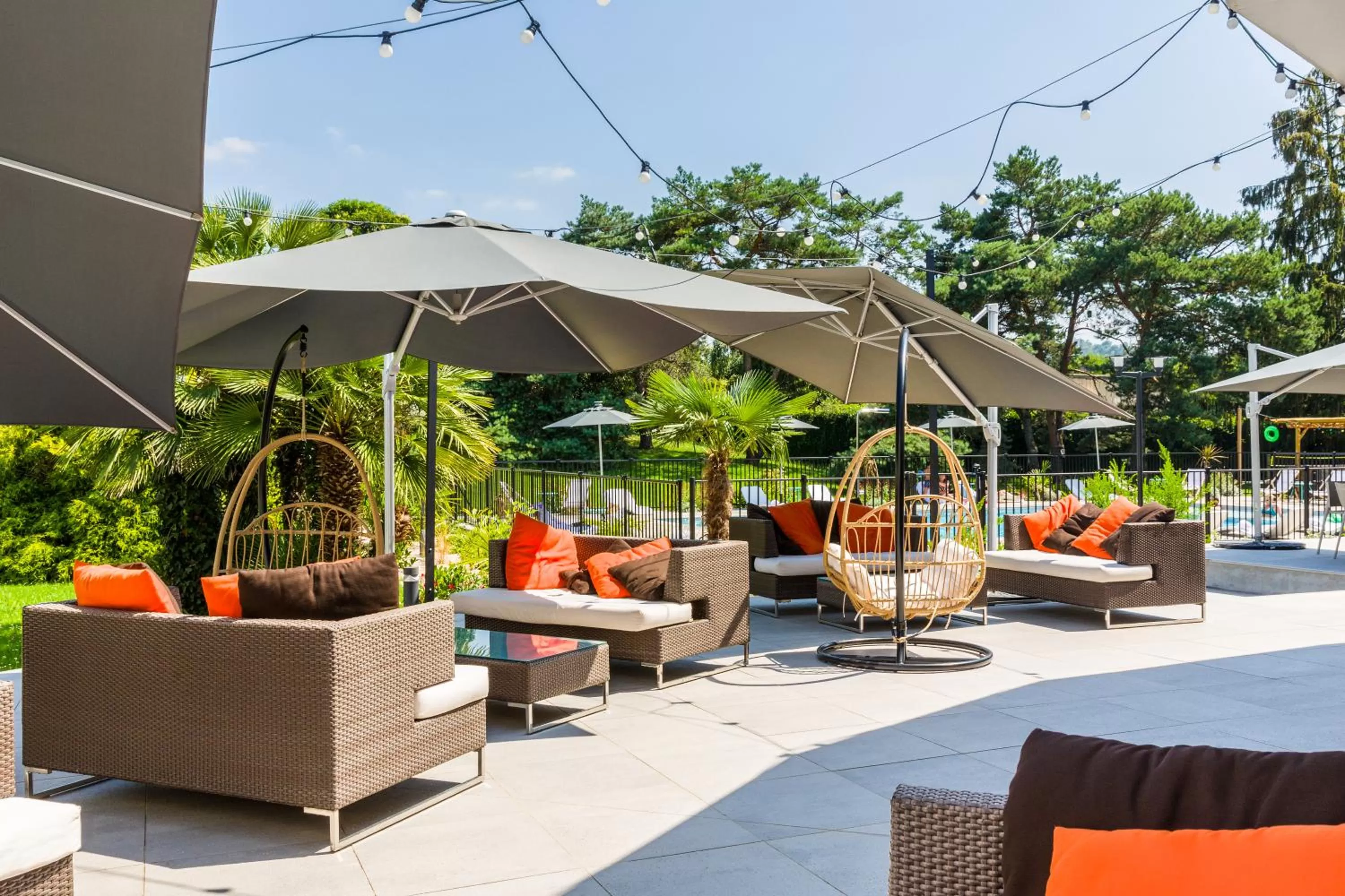 Patio in Novotel Pau Pyrénées