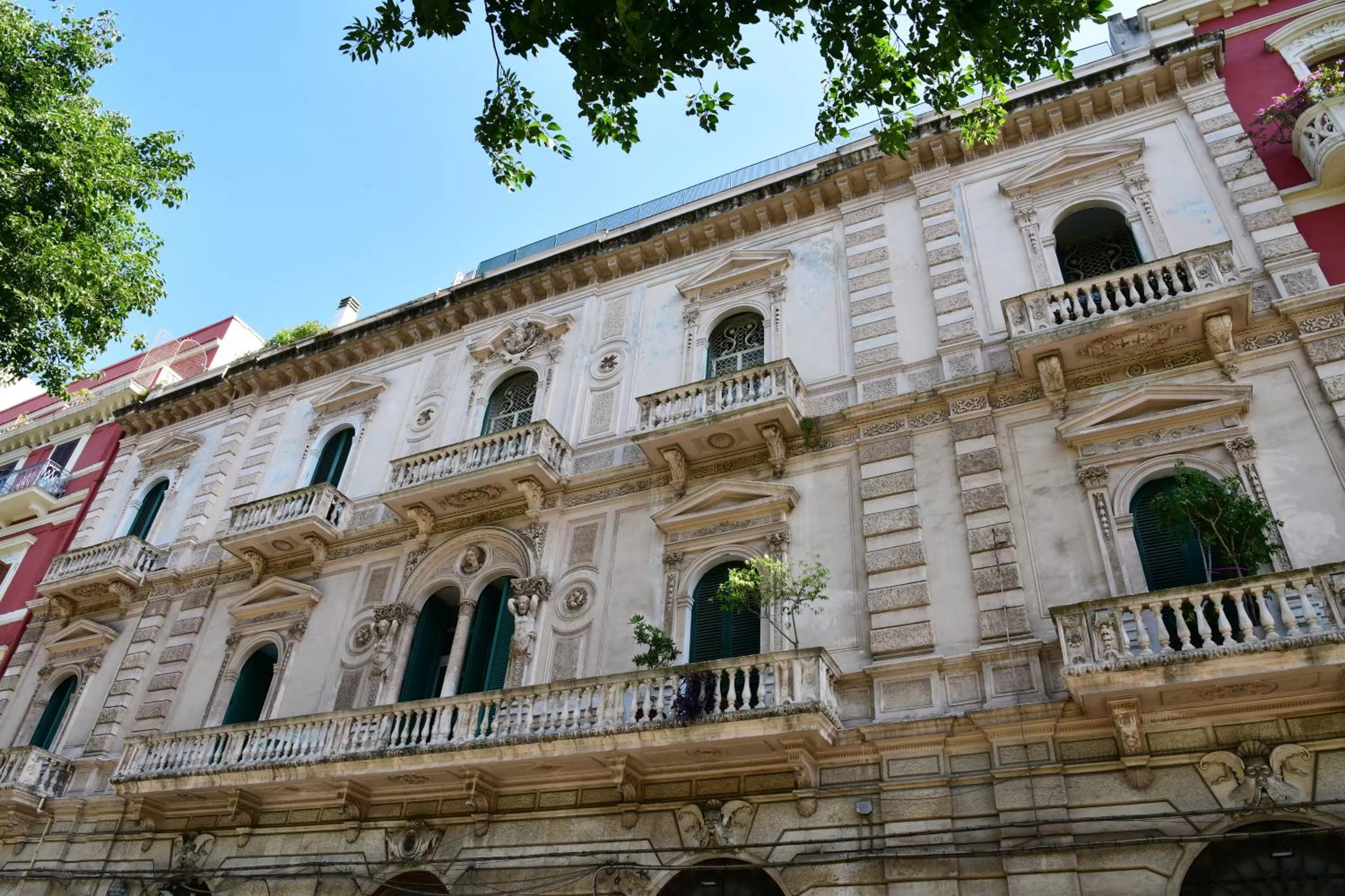 Facade/entrance in Sisuites