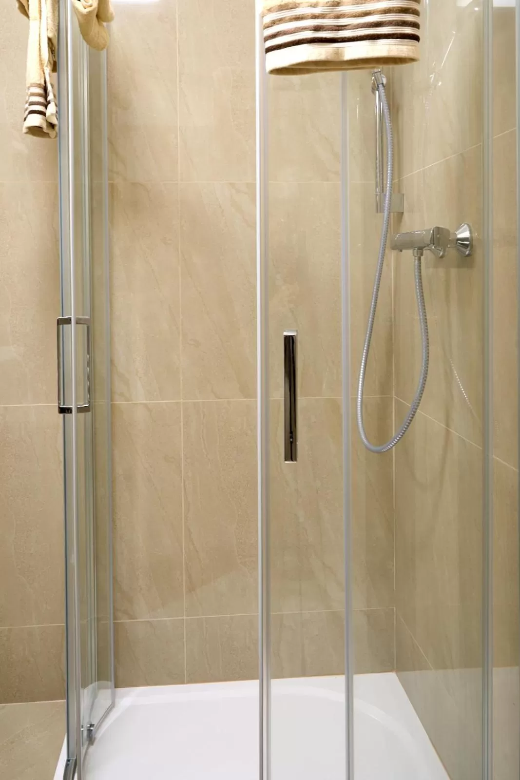 Bathroom in Vila Lovců králových