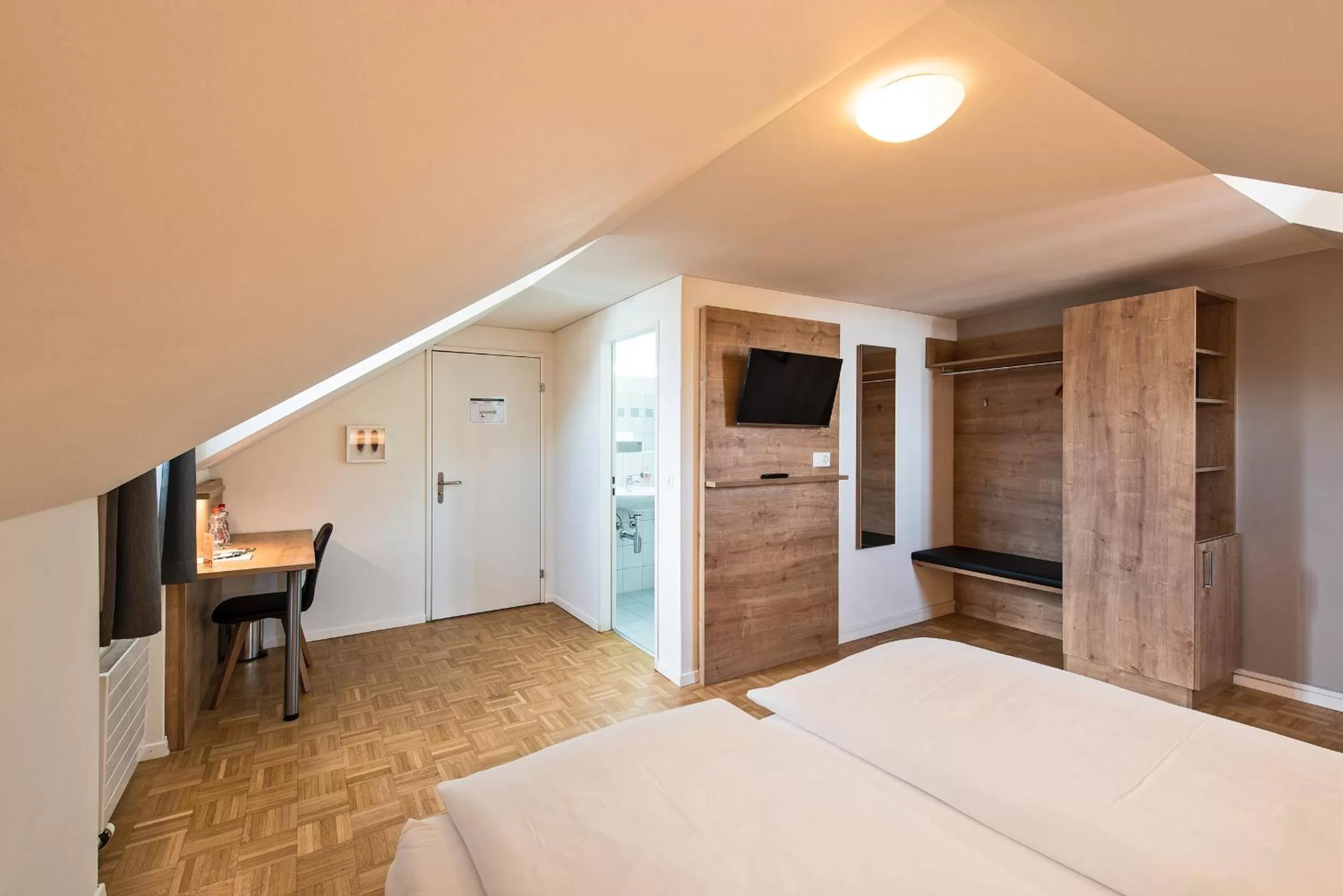 Bed in Hotel zum Hirschen