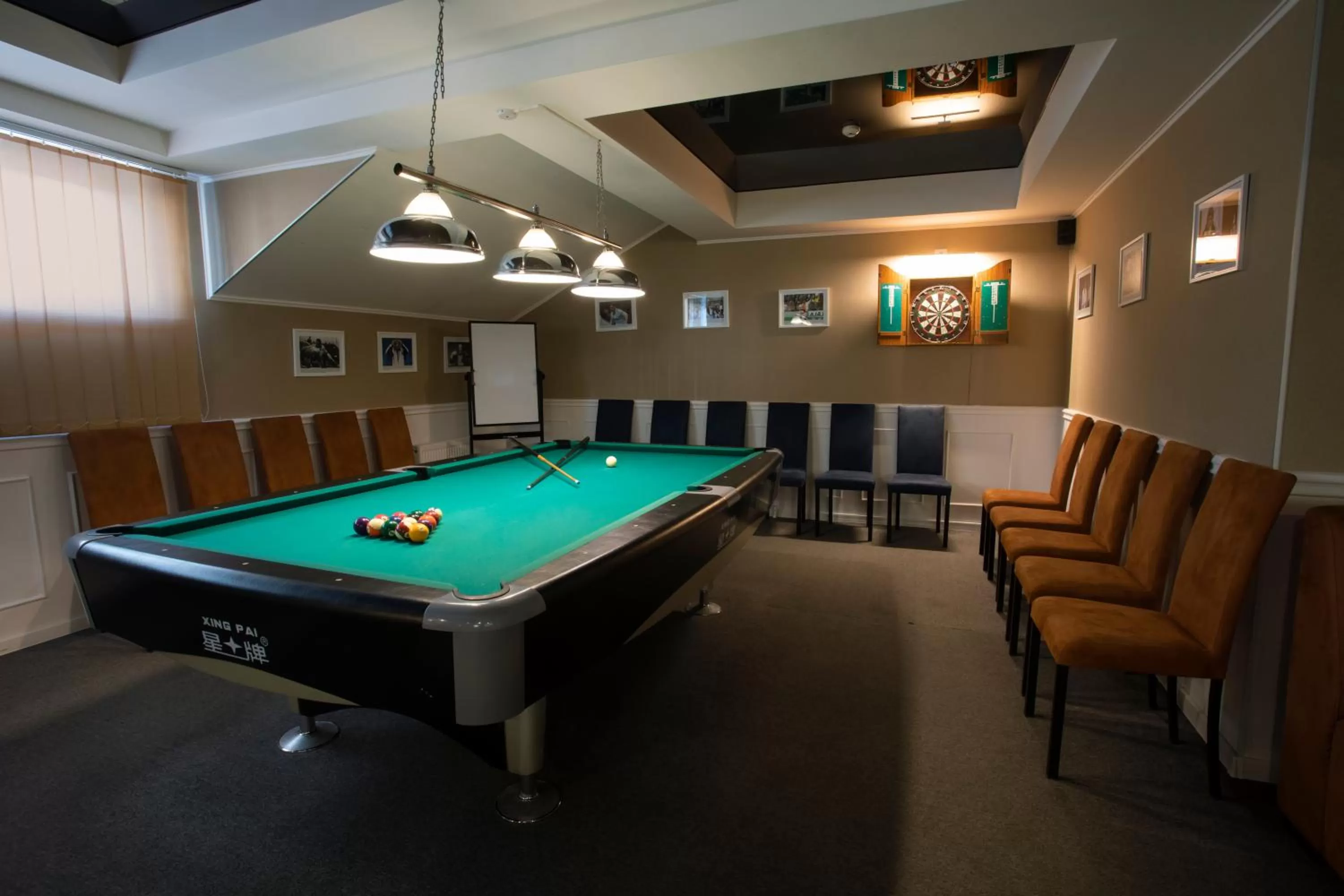 Billiard in Apart Hotel West