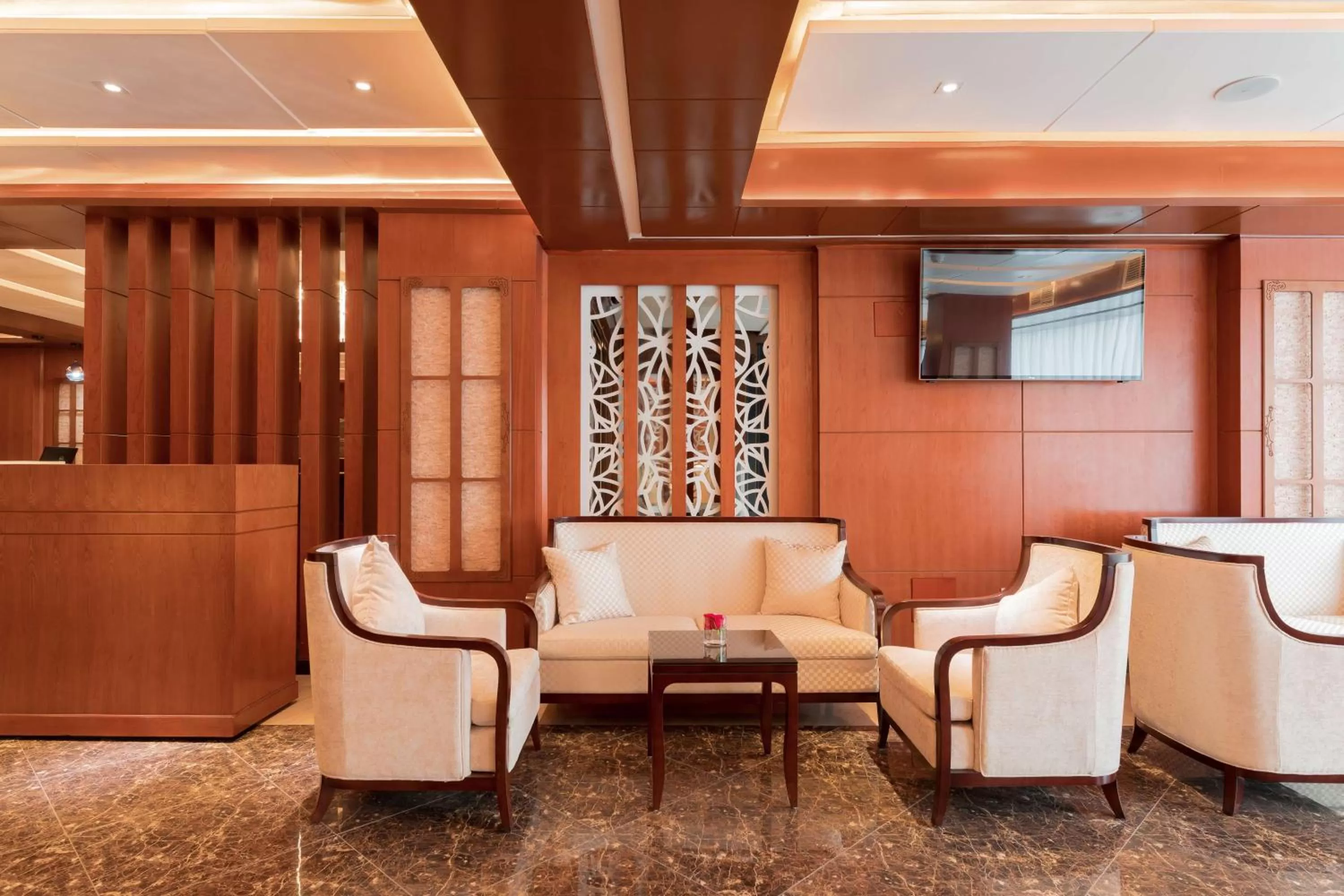 Lobby or reception in Best Western Plus Pearl Addis