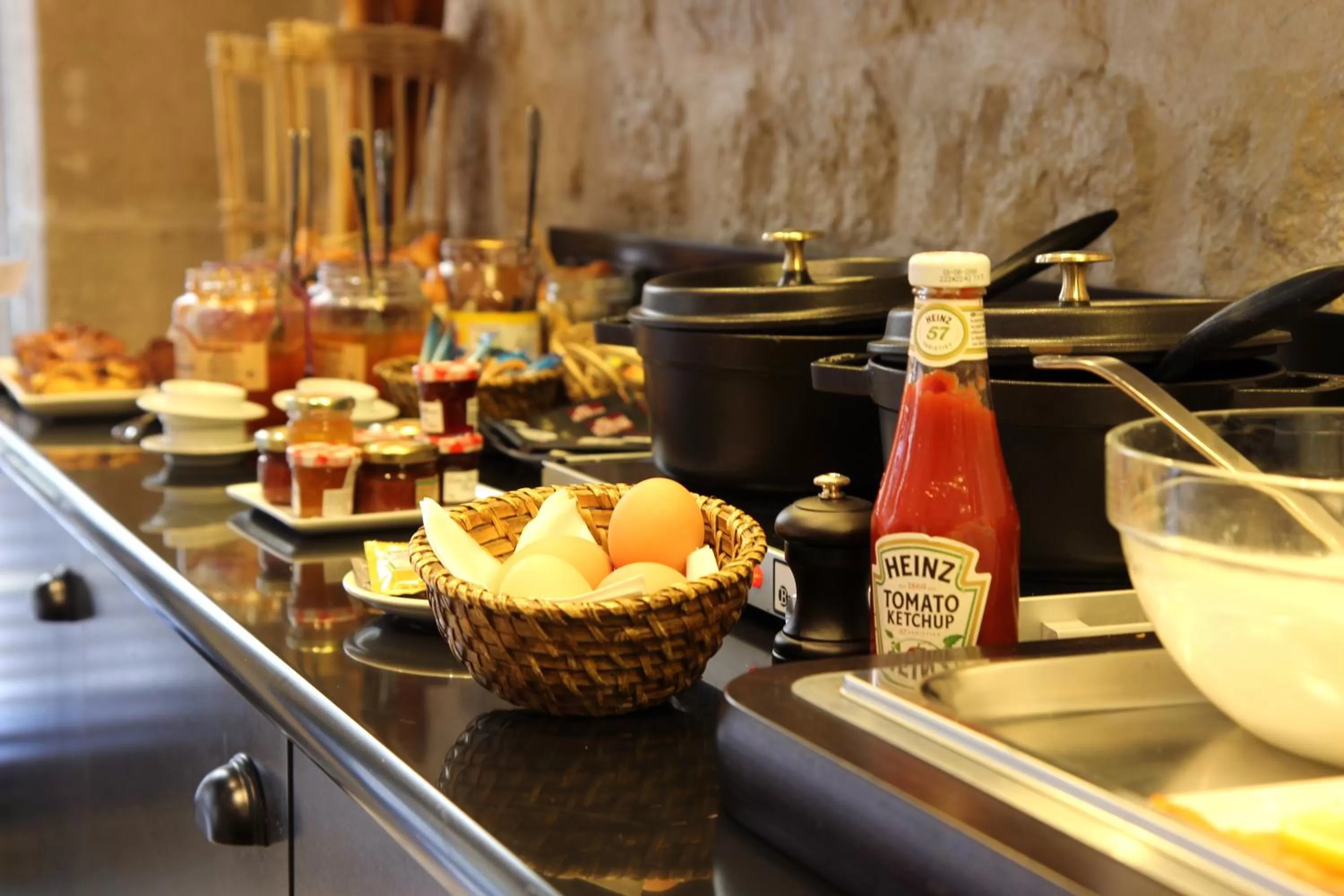 Breakfast in Best Western Hotel Opéra Drouot