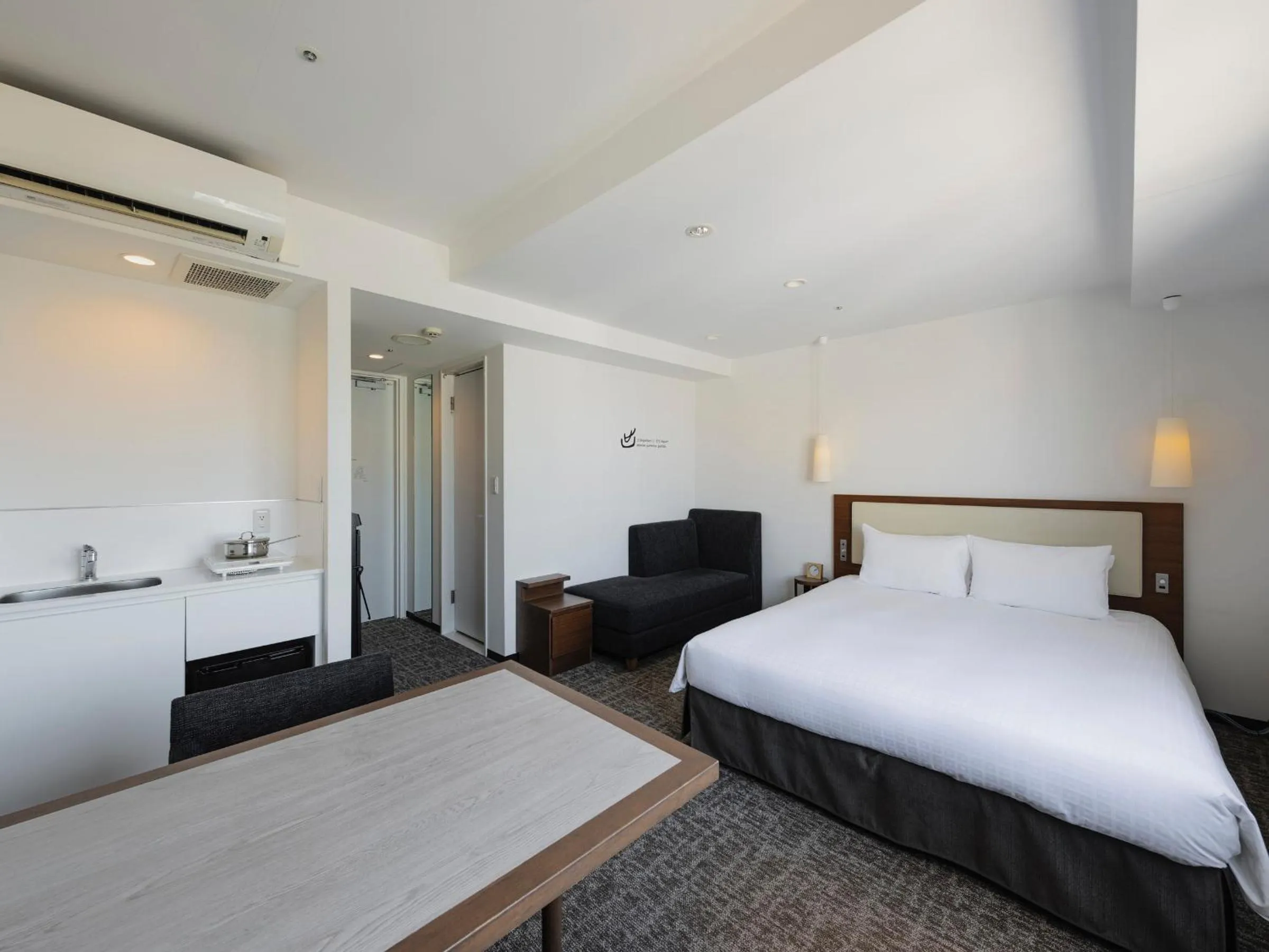 Photo of the whole room, Bed in Tokyu Stay Shinjuku