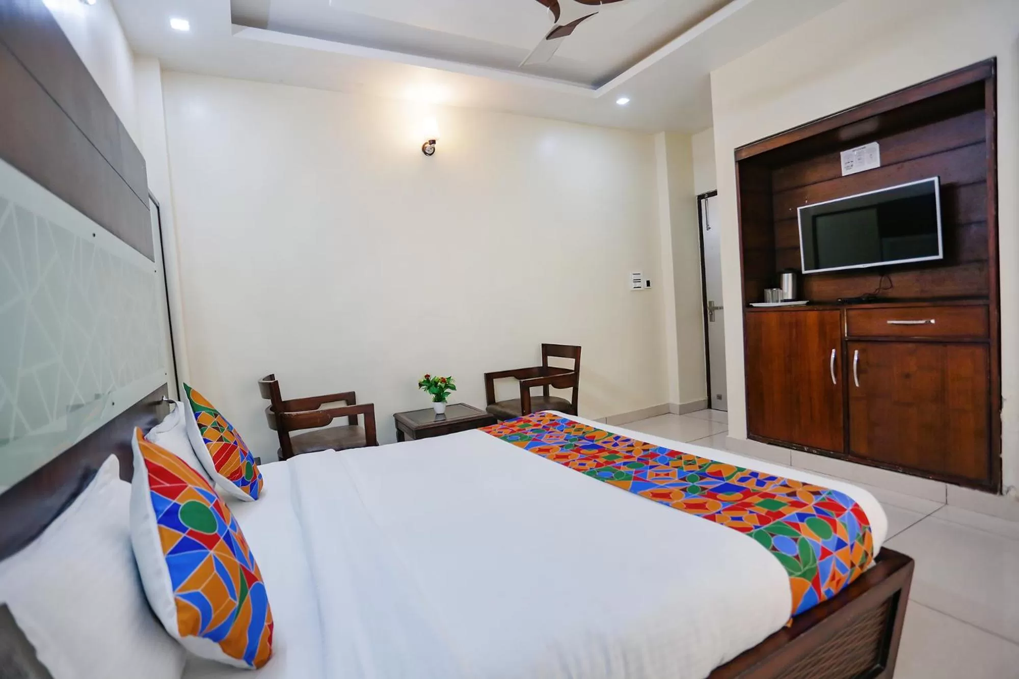 Bed in FabHotel Winter Line Inn