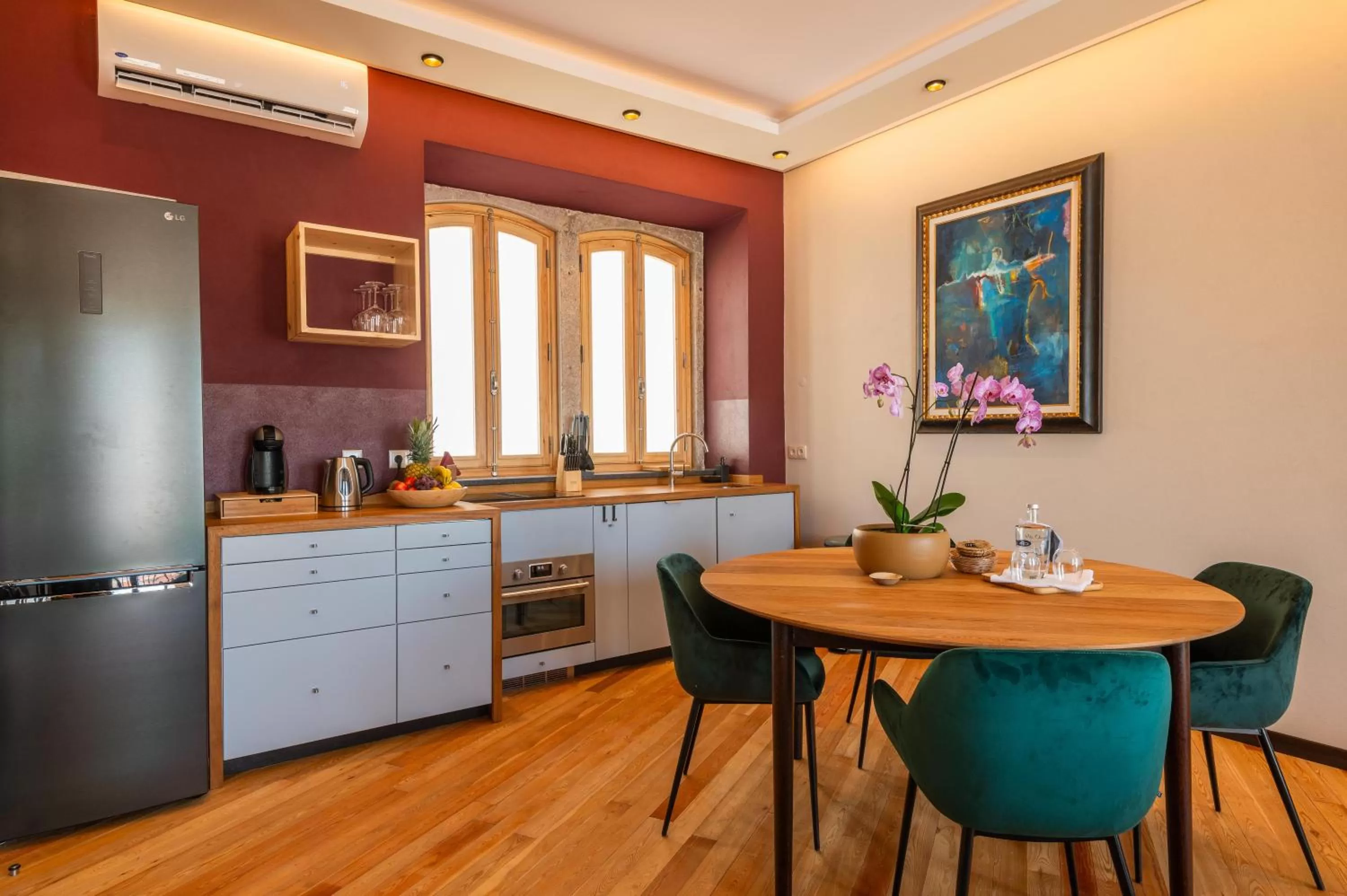 Kitchen or kitchenette in Vila Origens Boutique Hotel Albufeira – Adults Only