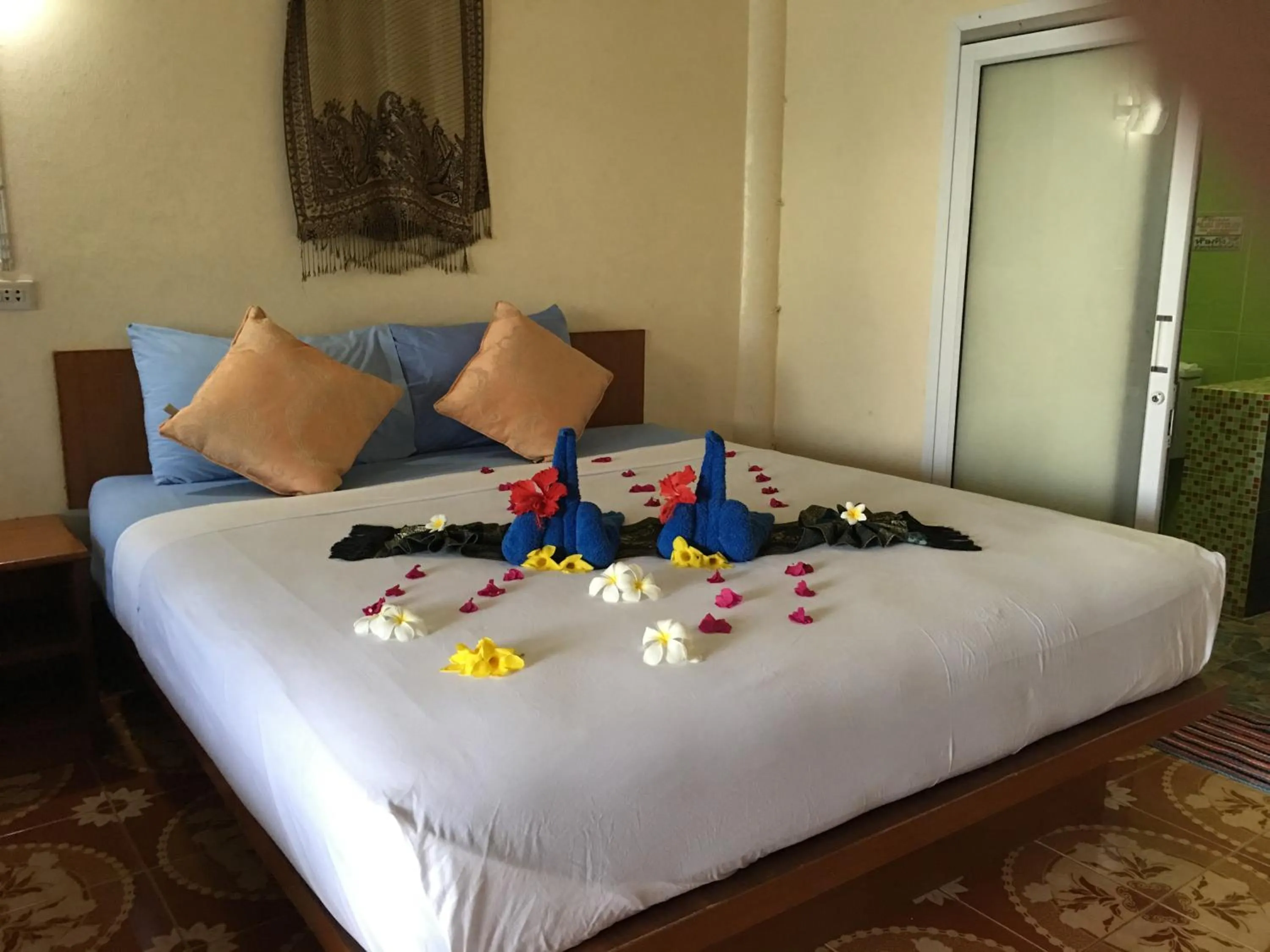 Bed in Lanta Garden Home