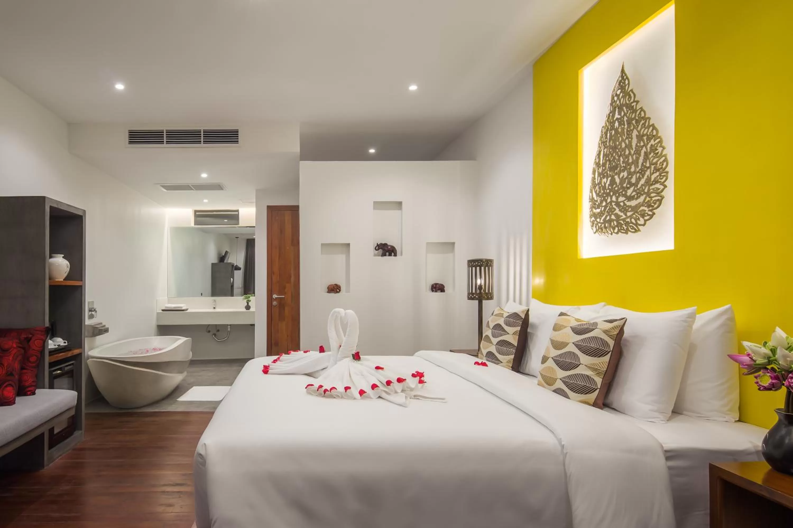 Bedroom, Bed in Siem Reap Palace Hotel & Spa