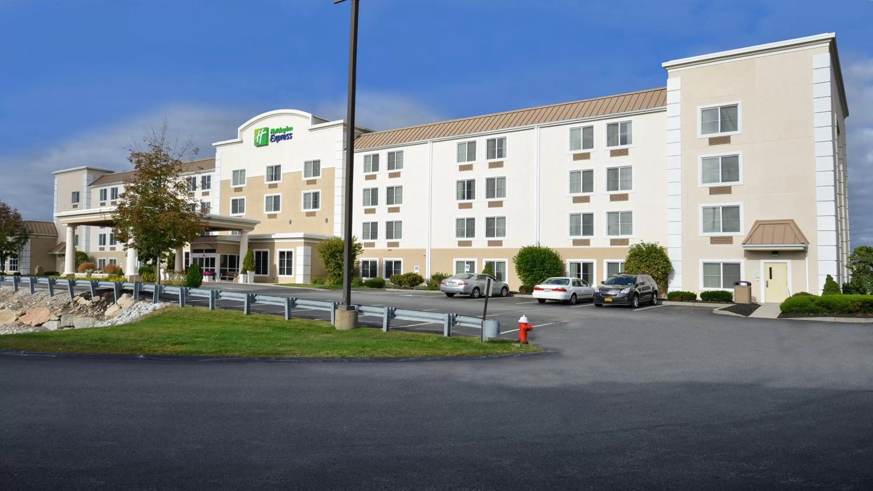 Property building in Holiday Inn Express Boston-Milford by IHG