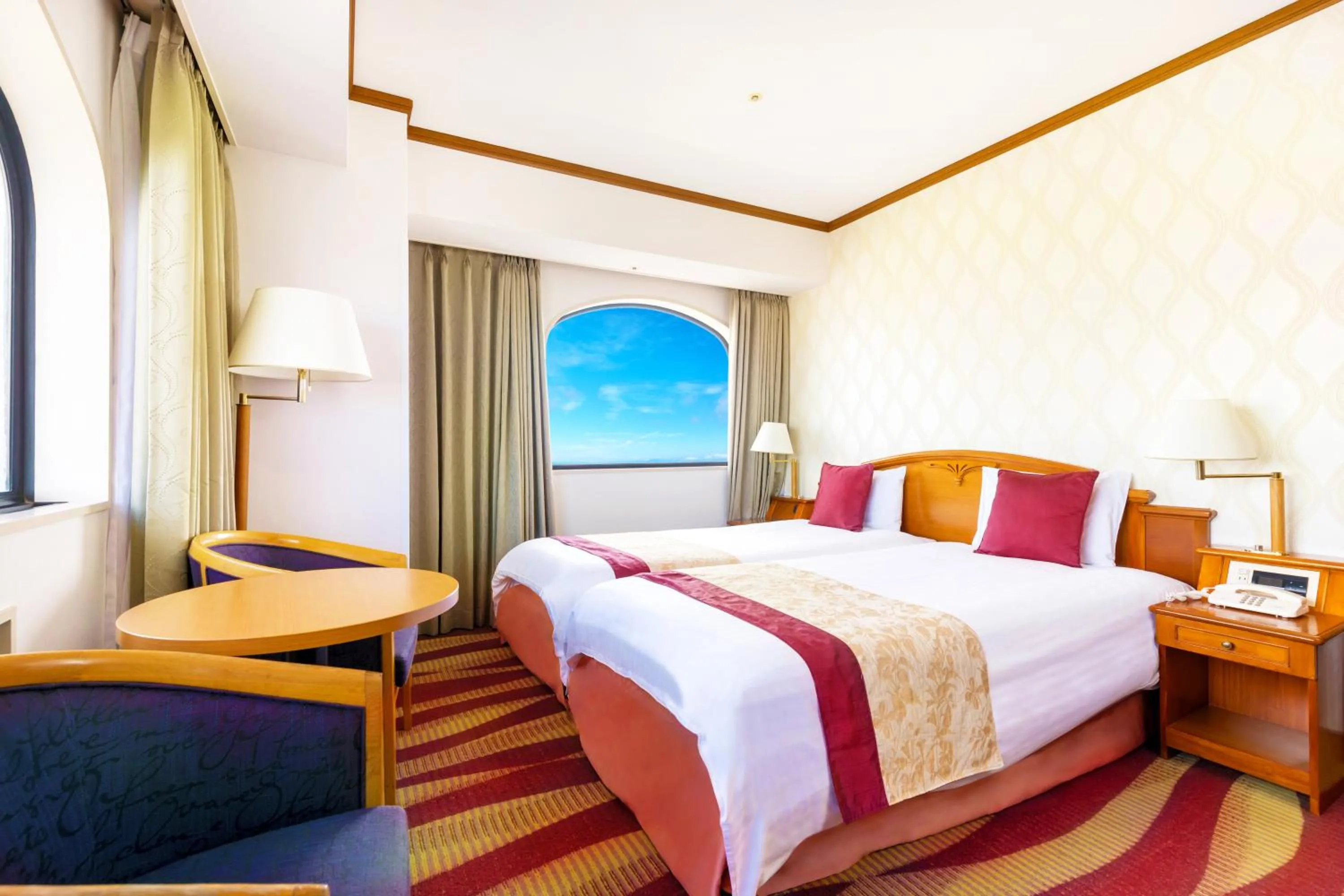 Photo of the whole room, Bed in Hotel Plaza Kobe