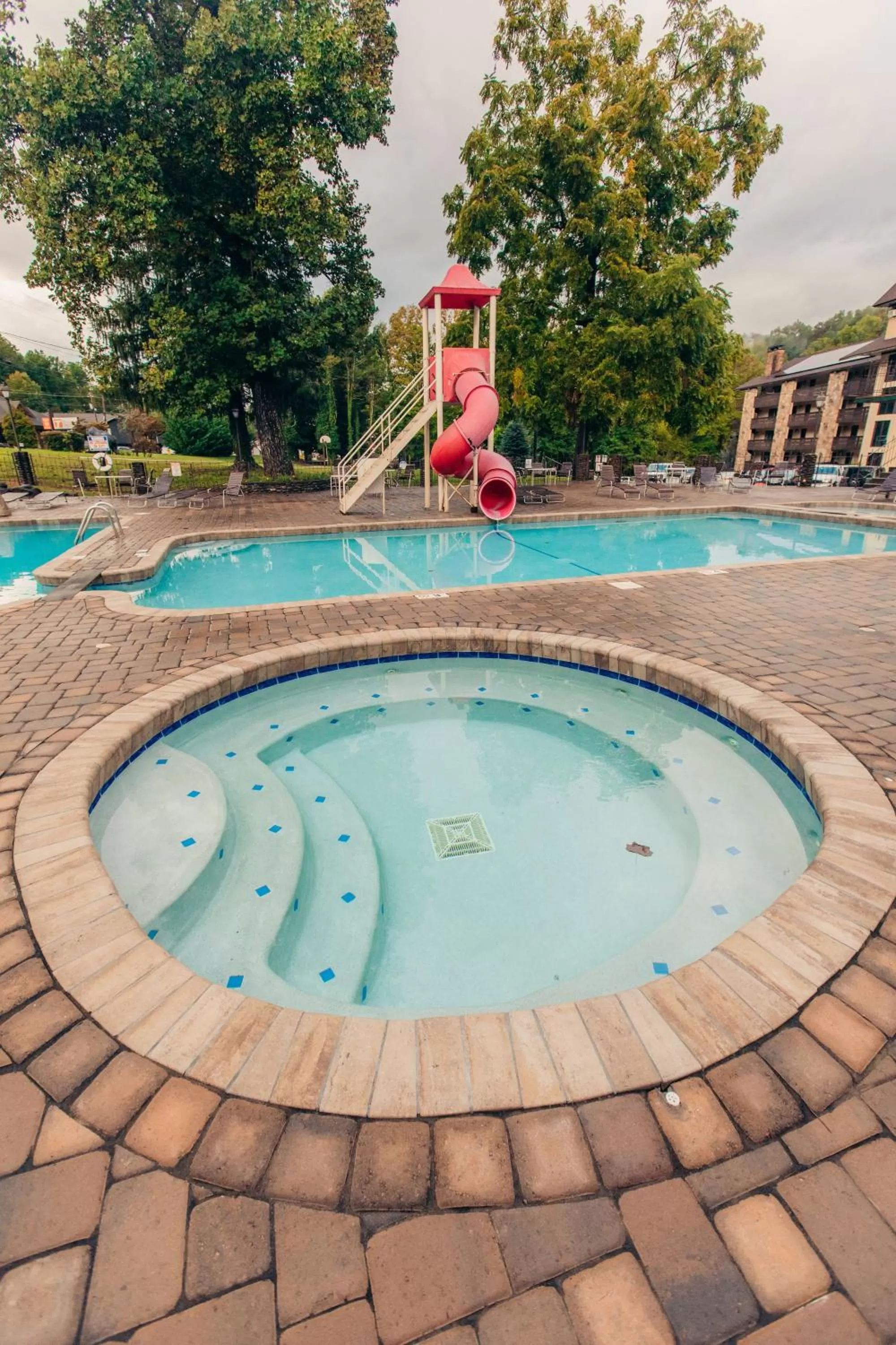 Hot Tub in Brookside Lodge