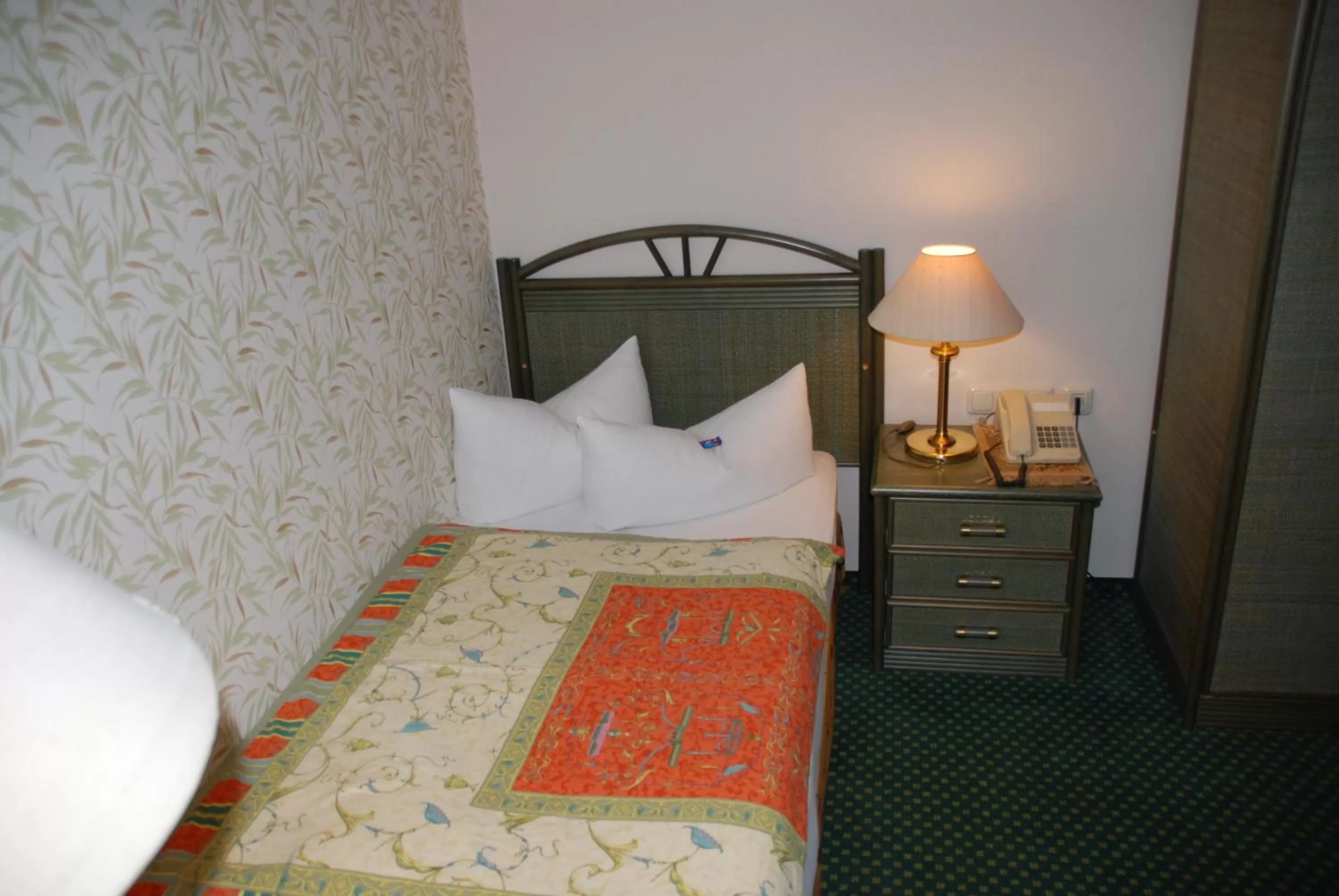 Bed in Hotel-Marks-Garni