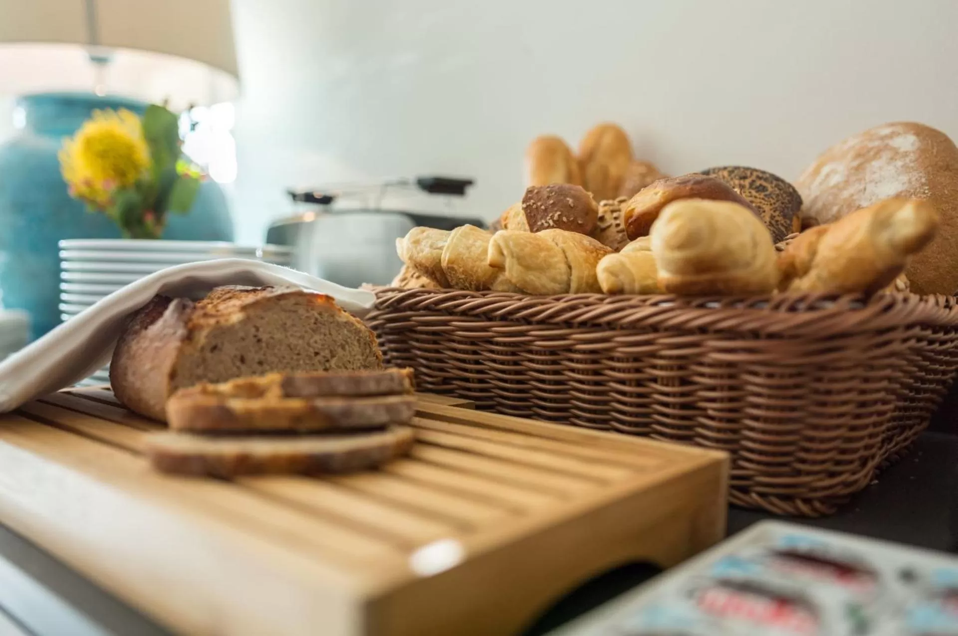 Dining area in Suytes