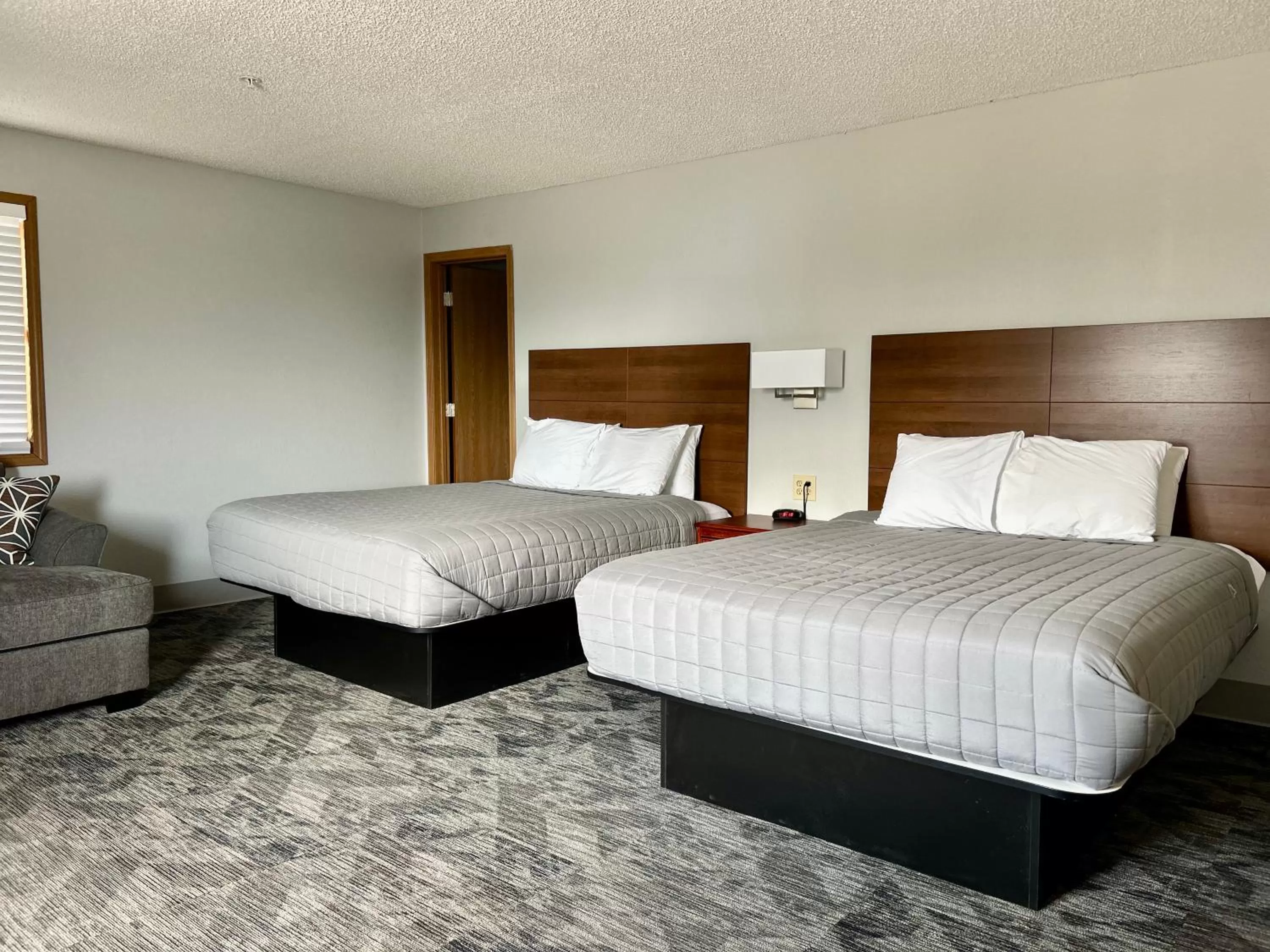 Bed in Travelodge by Wyndham Lincoln South