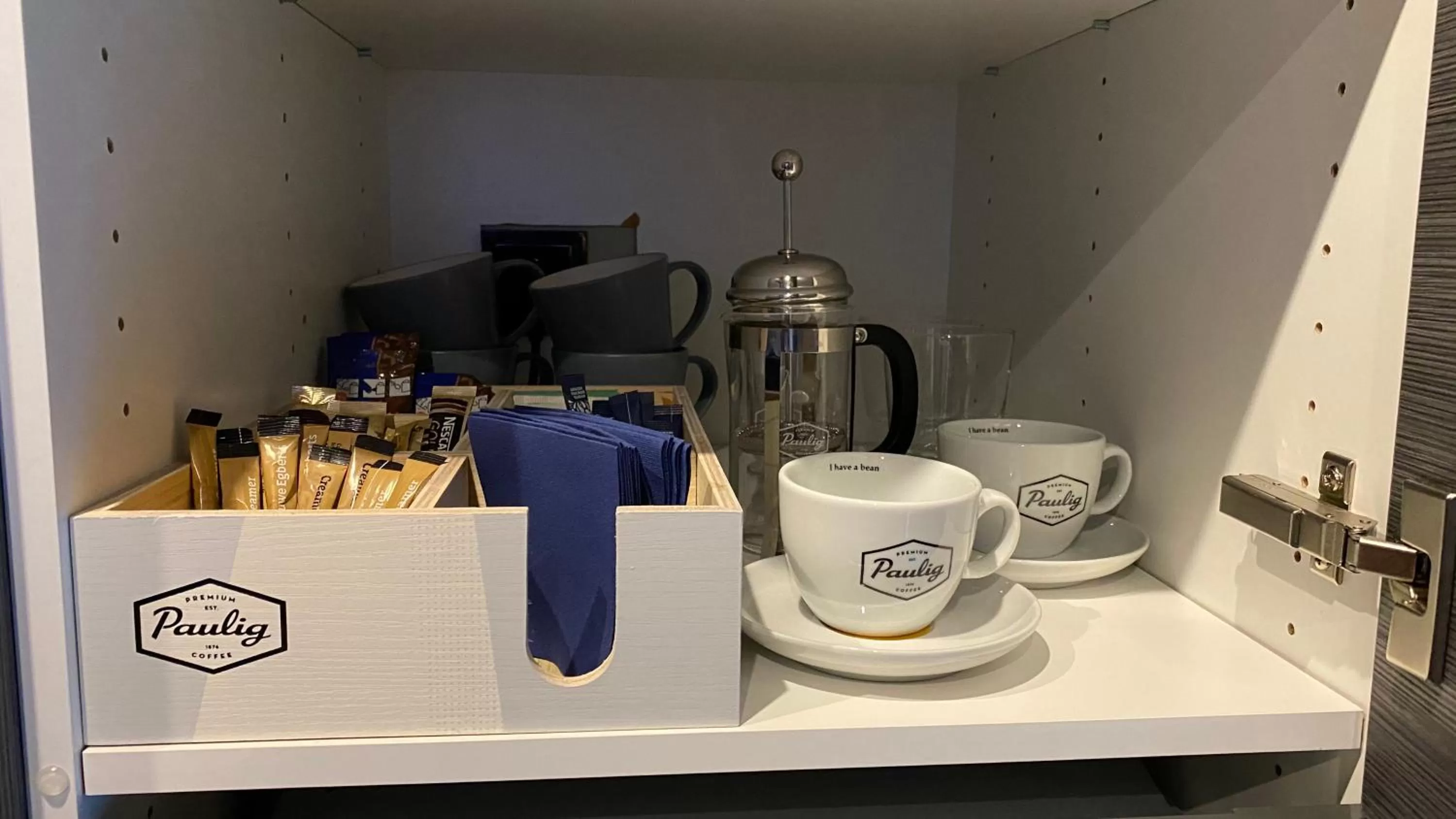 Coffee/tea facilities in Ranua Resort Arctic Igloos