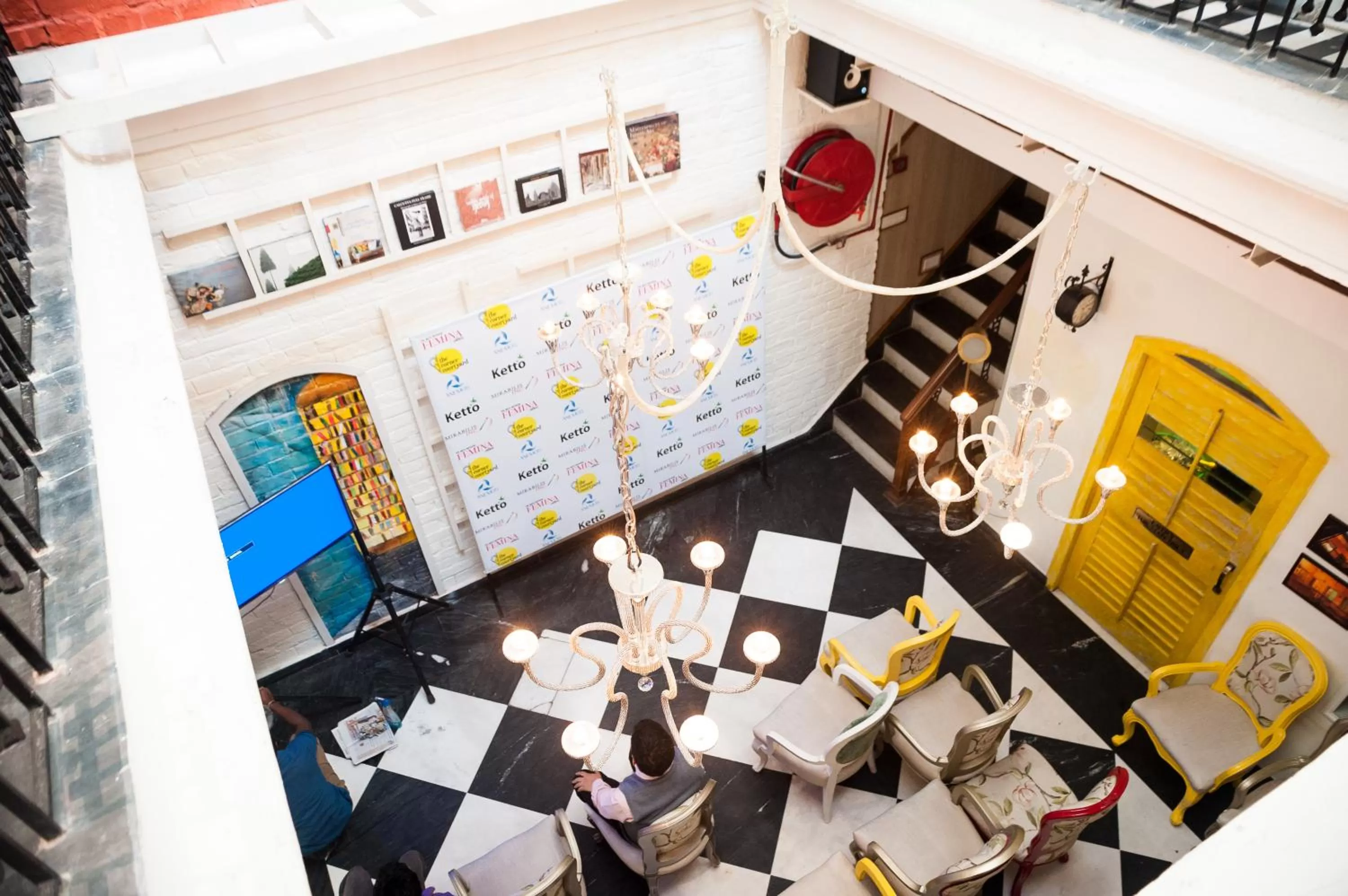 Business facilities in The Corner Courtyard