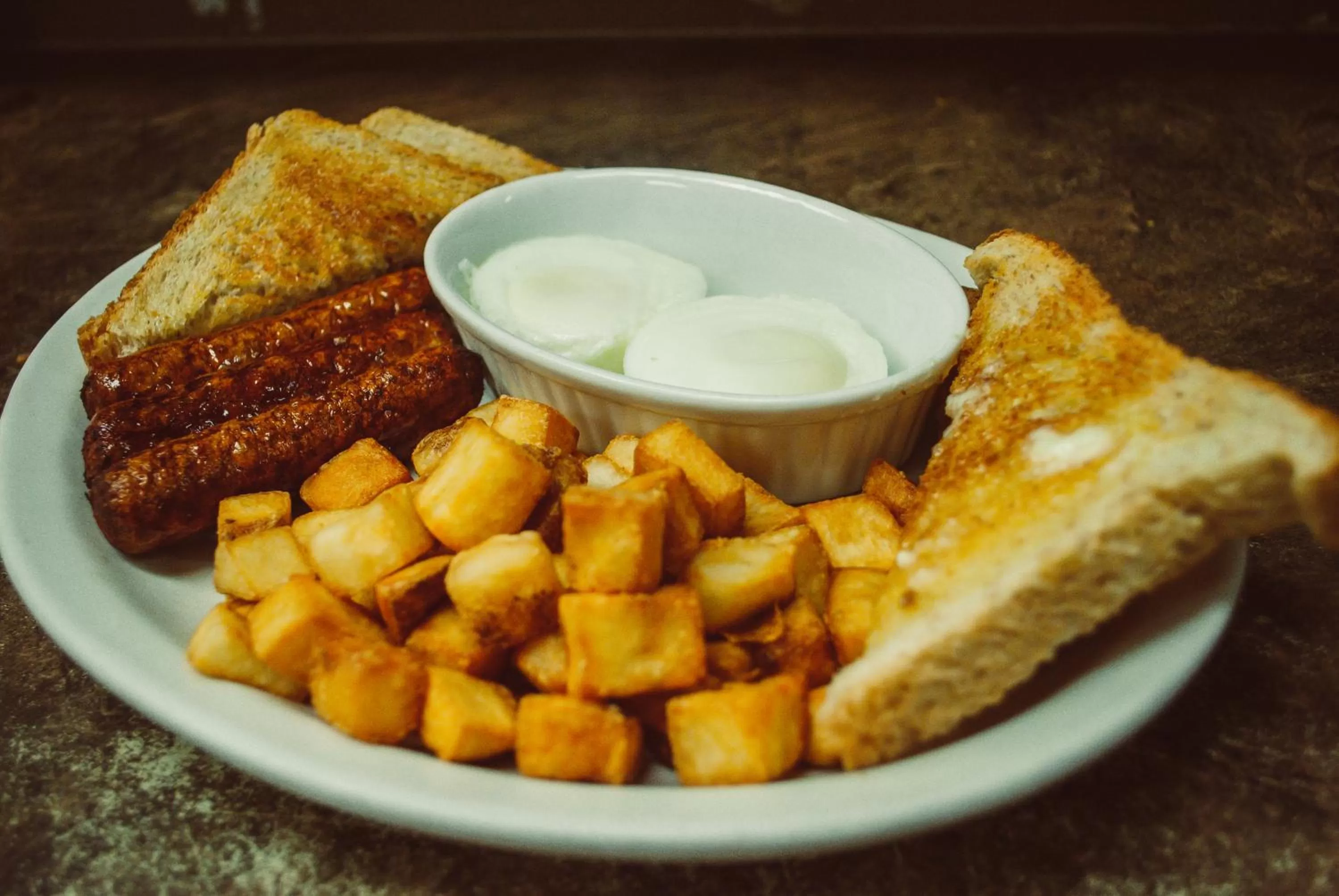 Breakfast in 121 Steakhouse & Motel