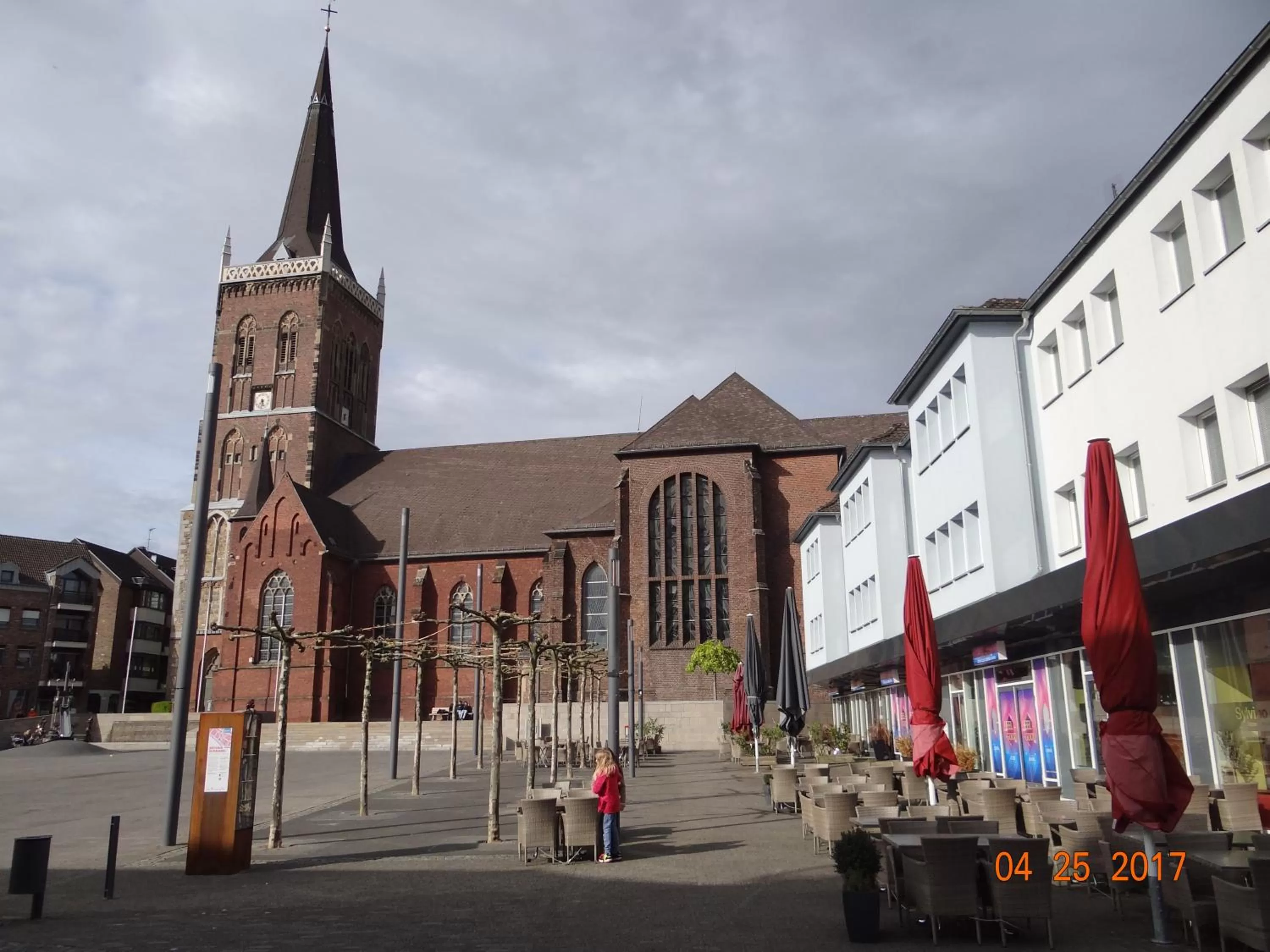 Nearby landmark in Hotel h4 easy