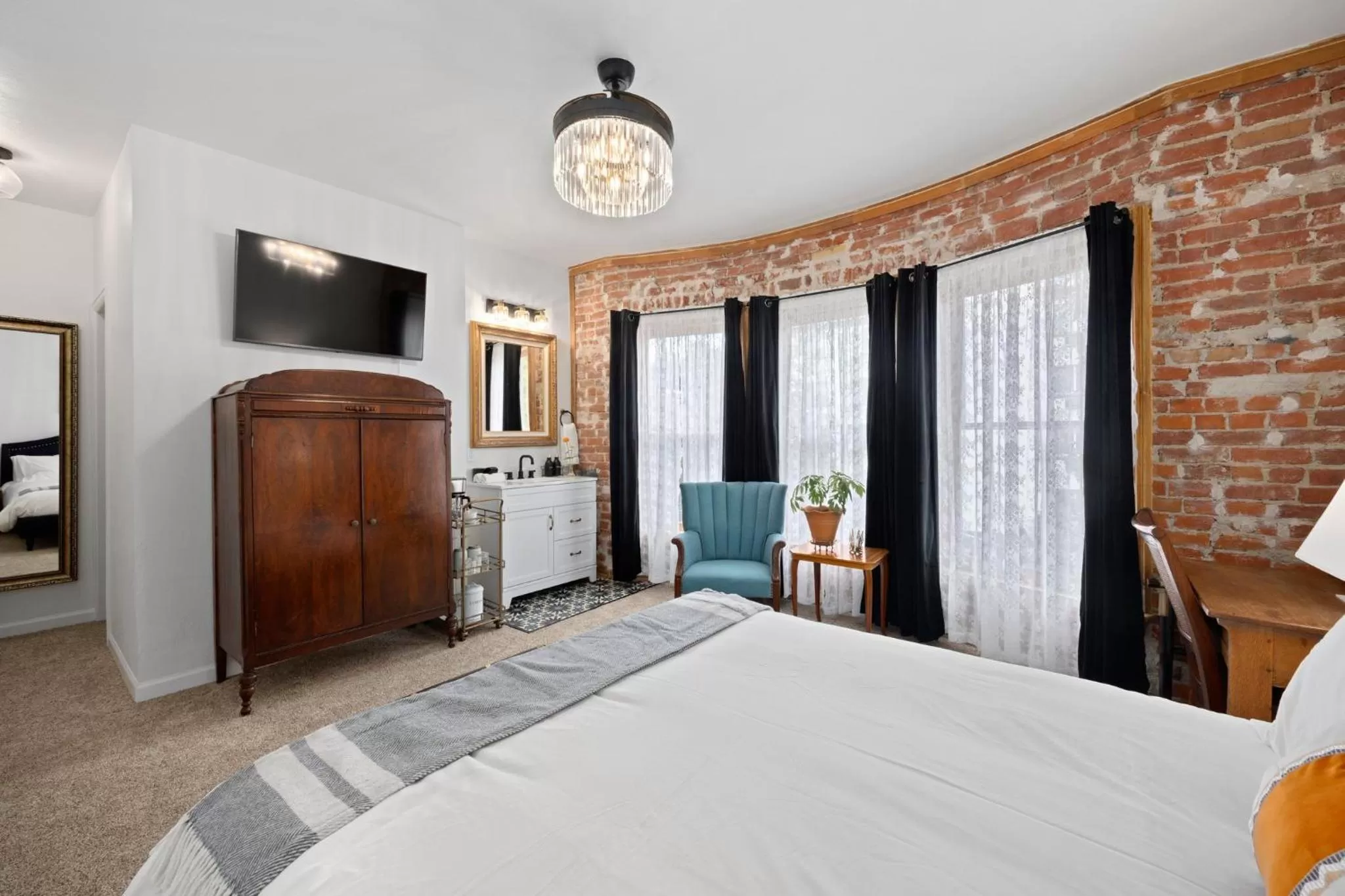 Bed in Flora House Denver