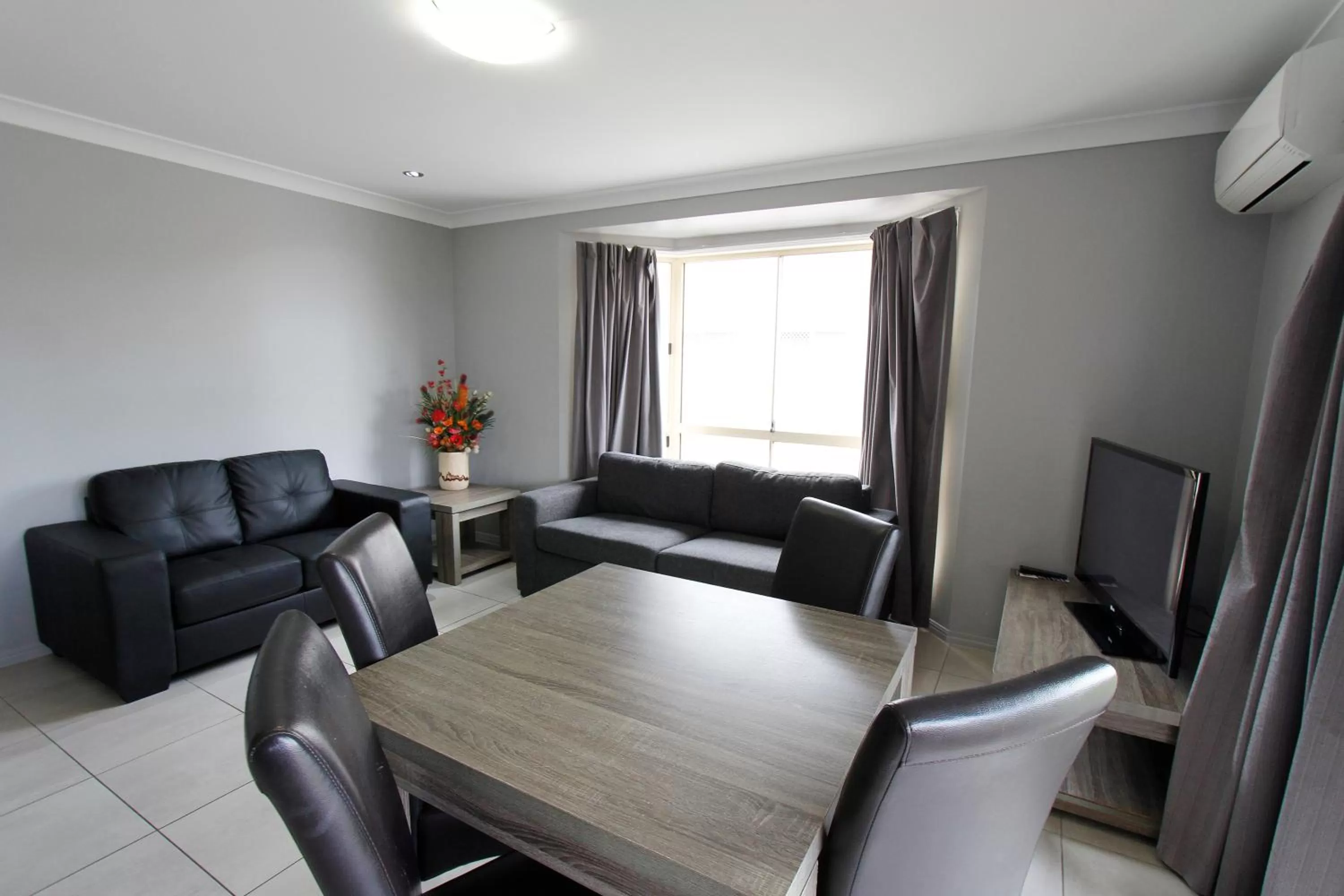 Seating area in The Stirling Motel