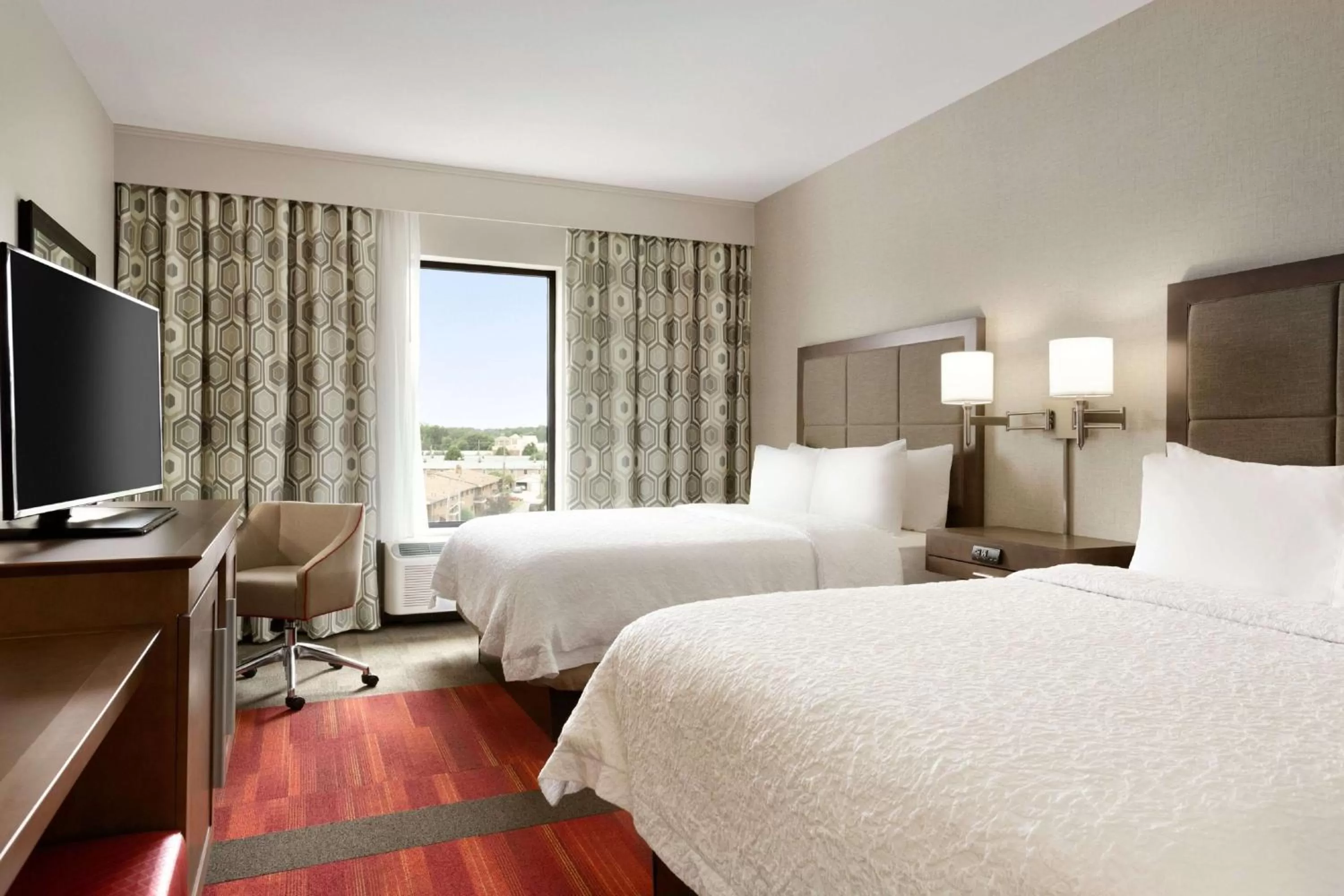Bedroom, Bed in Hampton Inn By Hilton North Olmsted Cleveland Airport
