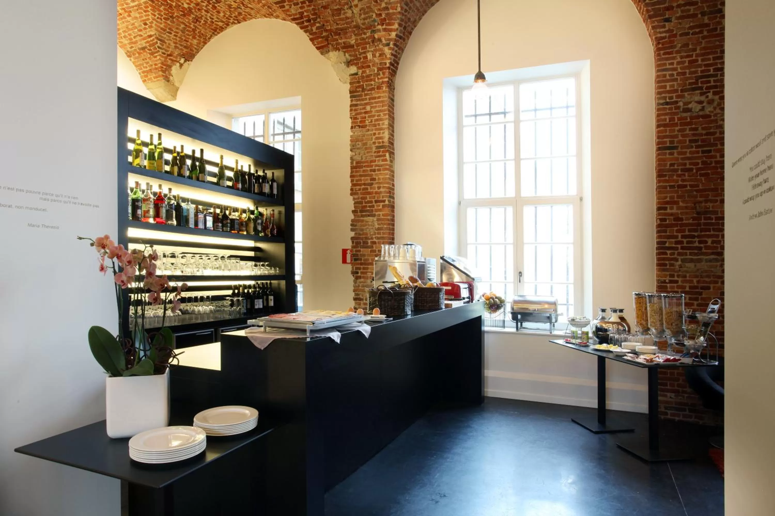 Buffet breakfast in Hotel The Lodge Vilvoorde