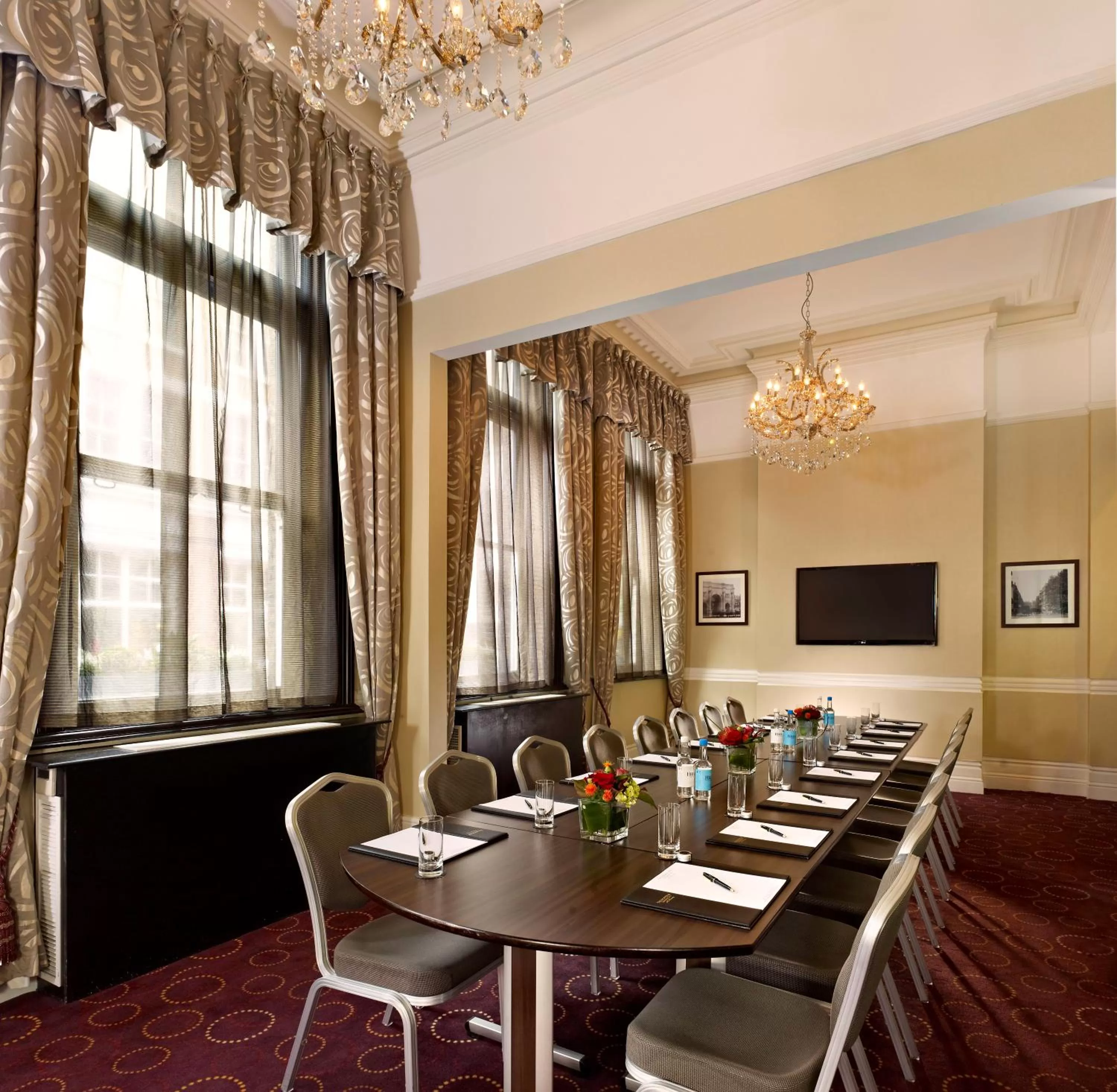 Business facilities in Montcalm Brewery, London City