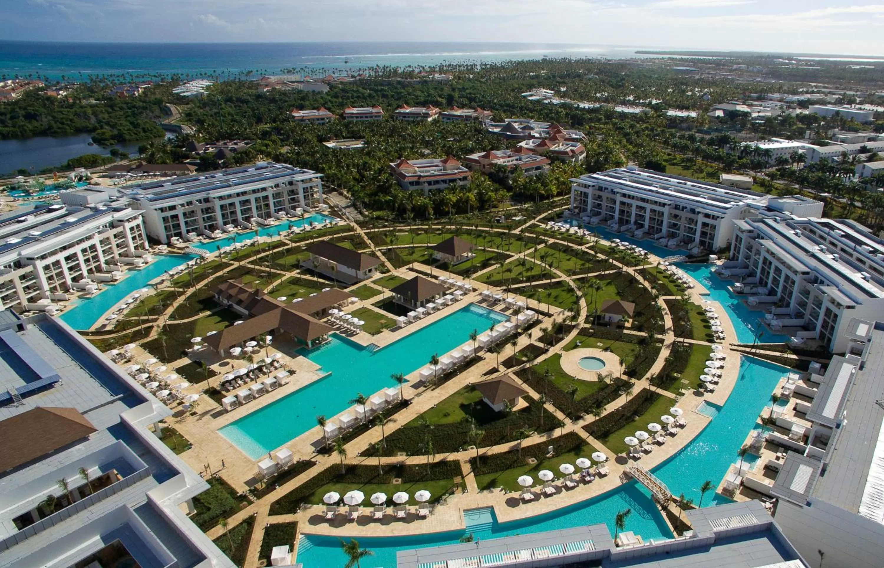 Property building, Bird's-eye View in Falcon's Resort by Melia, All Suites - Punta Cana - Katmandu Park Included