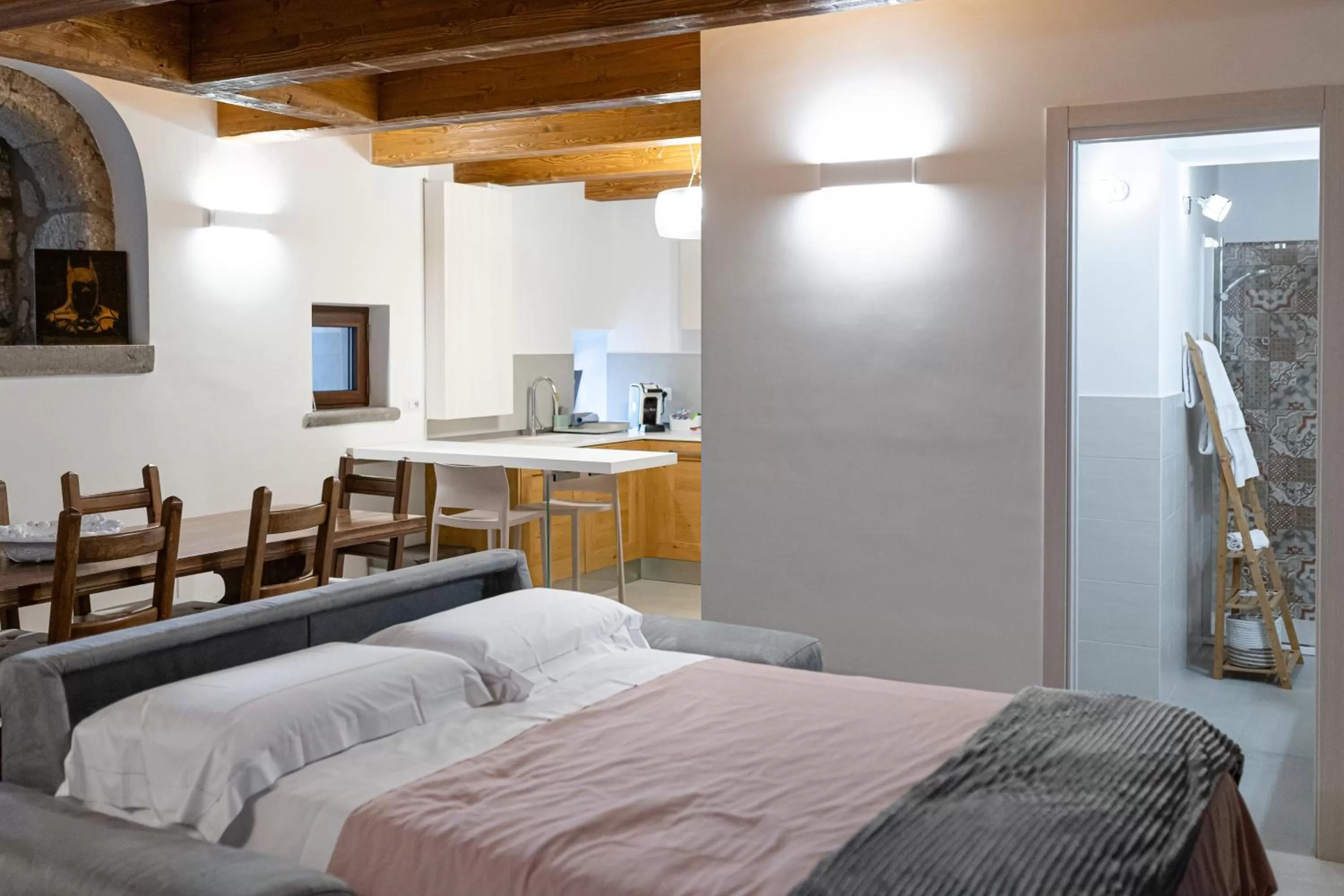 Photo of the whole room, Bed in La Dimora del Principe