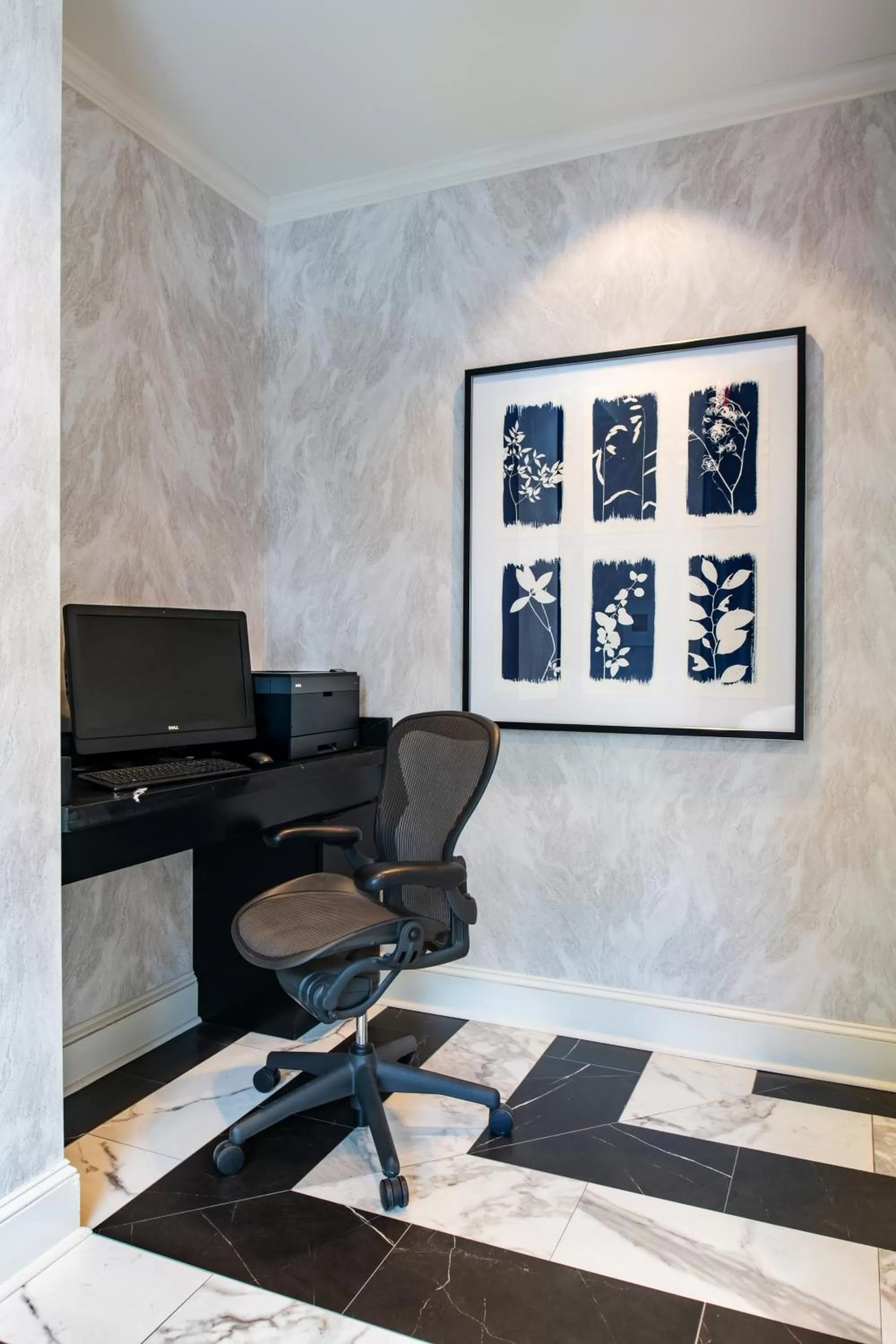 Business facilities in The Commonwealth