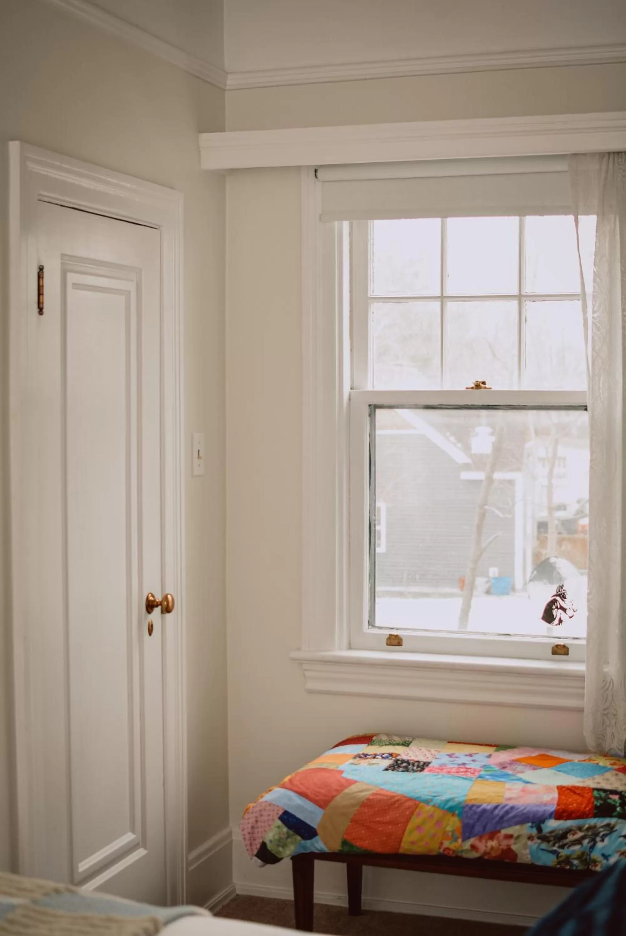 Hill Road Manor Bed & Breakfast