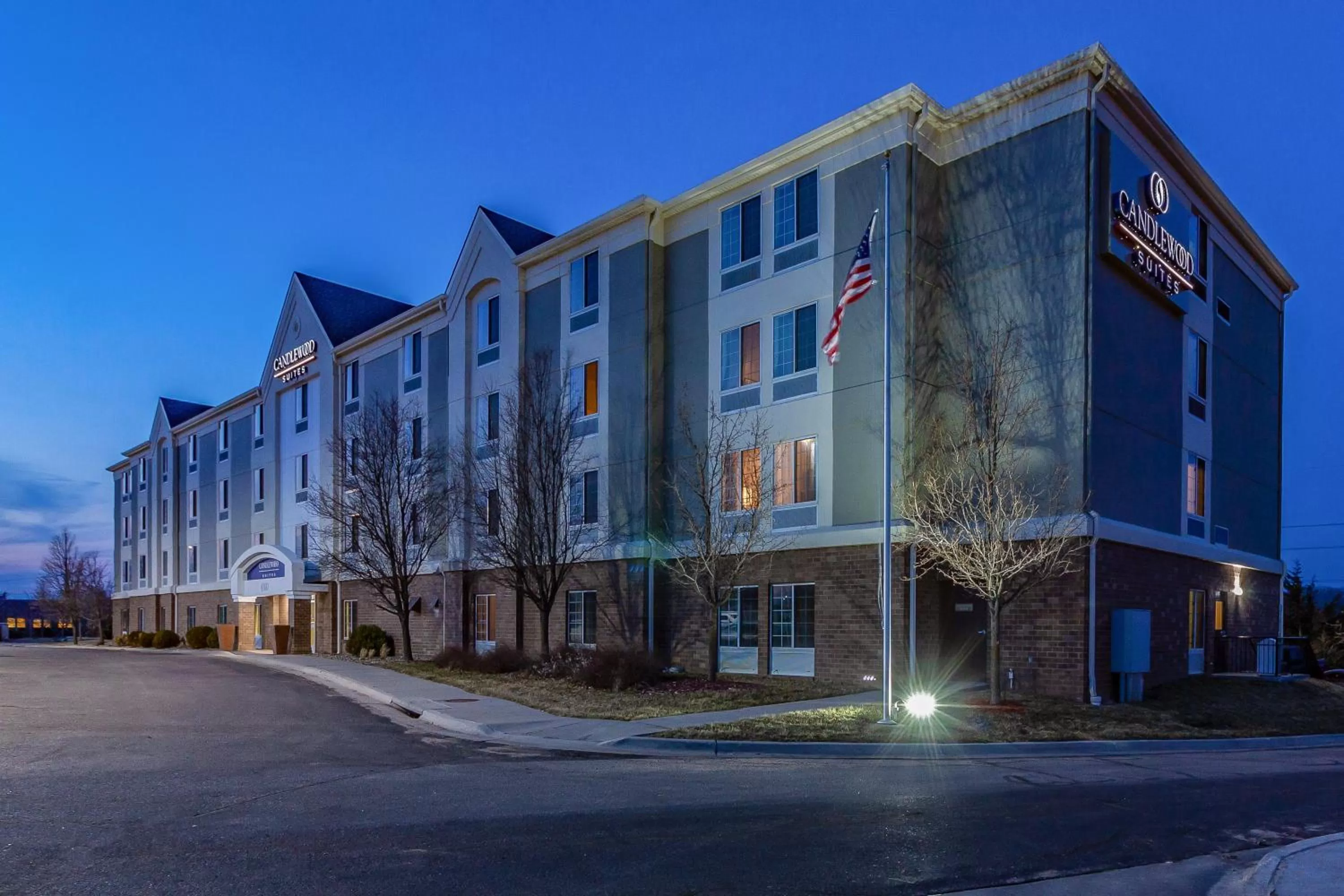 Property building in Candlewood Suites Lincoln by IHG