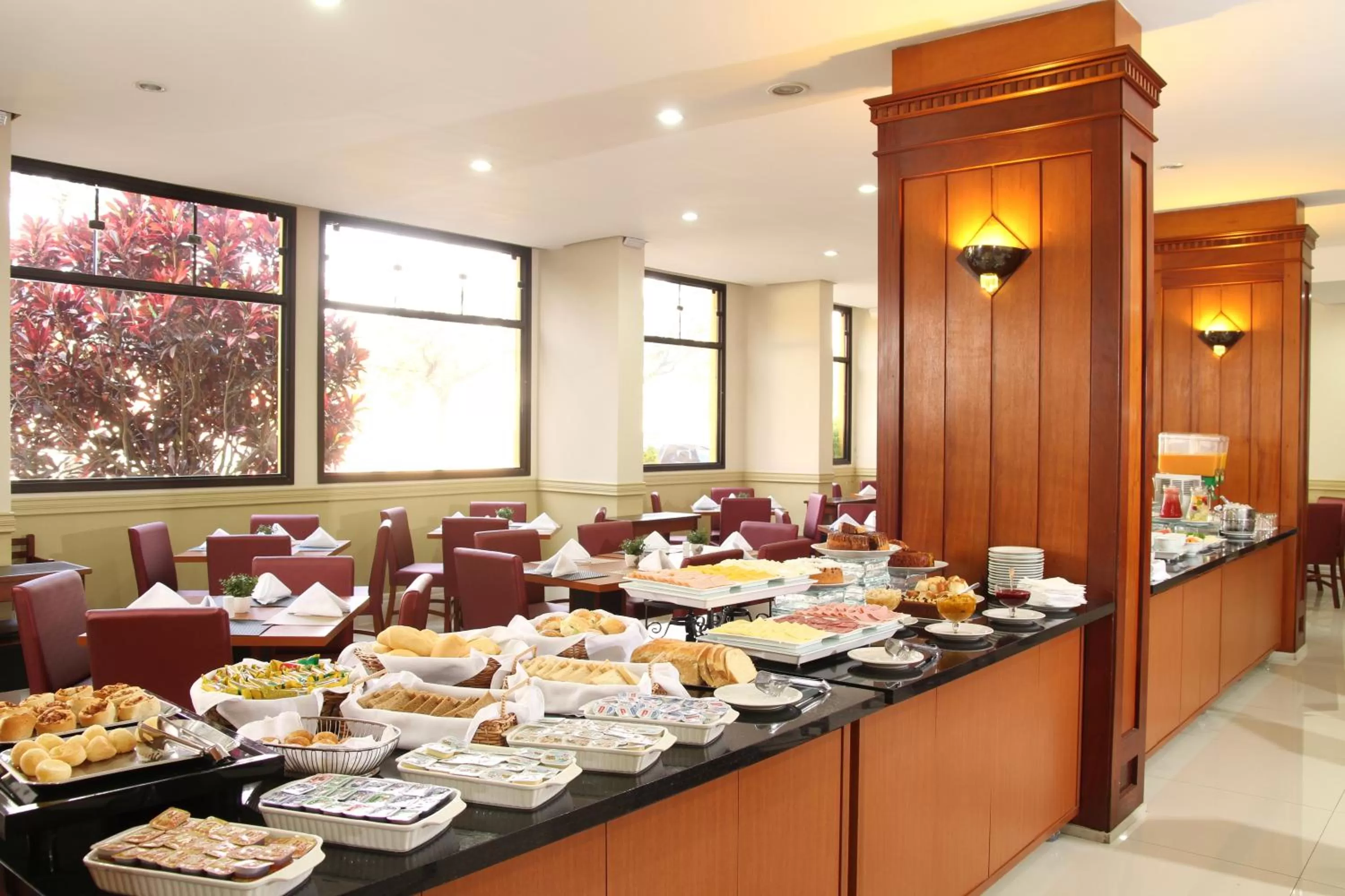 Restaurant/places to eat in Sorocaba Park Hotel by Atlantica