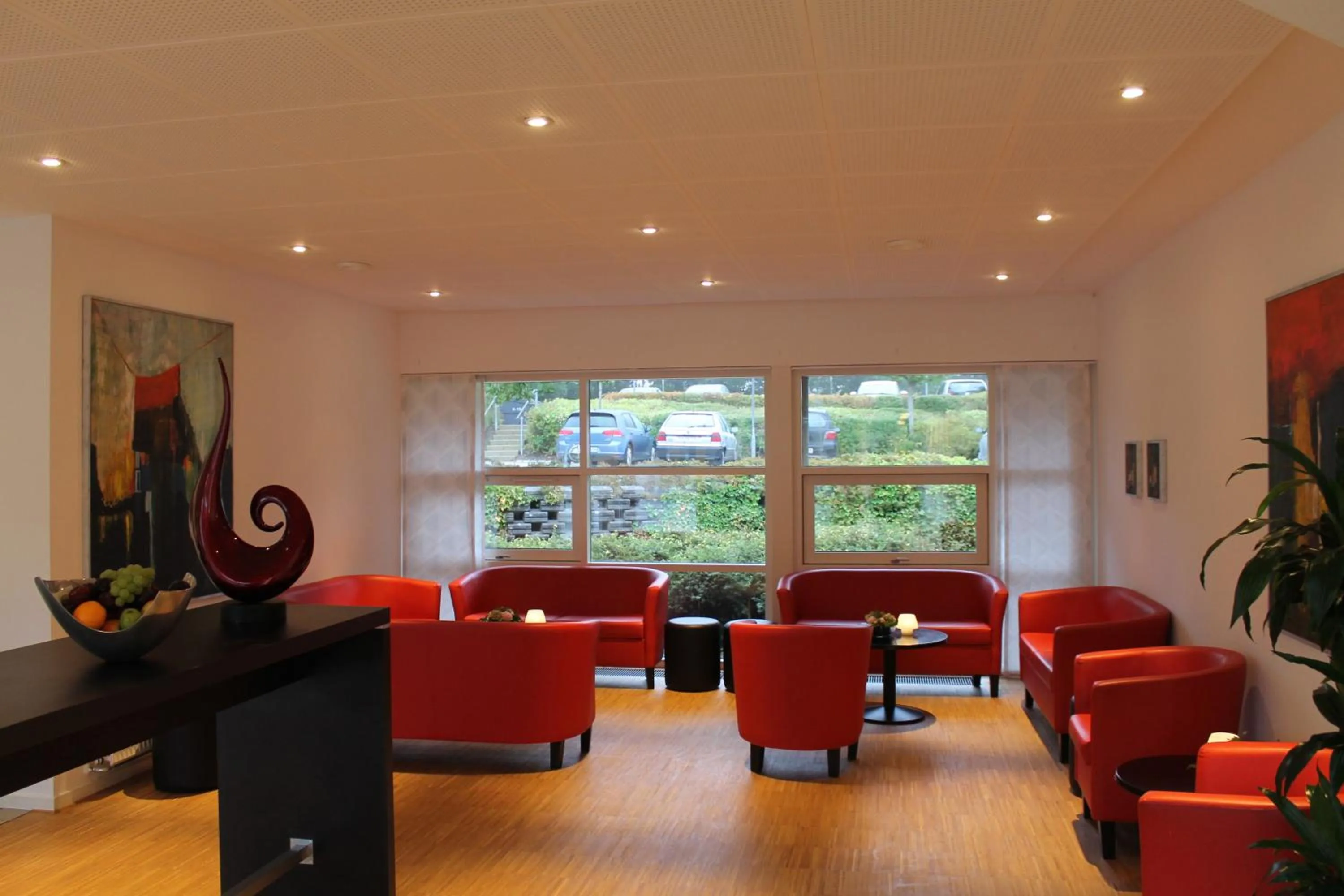 Communal lounge/ TV room in Fuglsangcentret Hotel