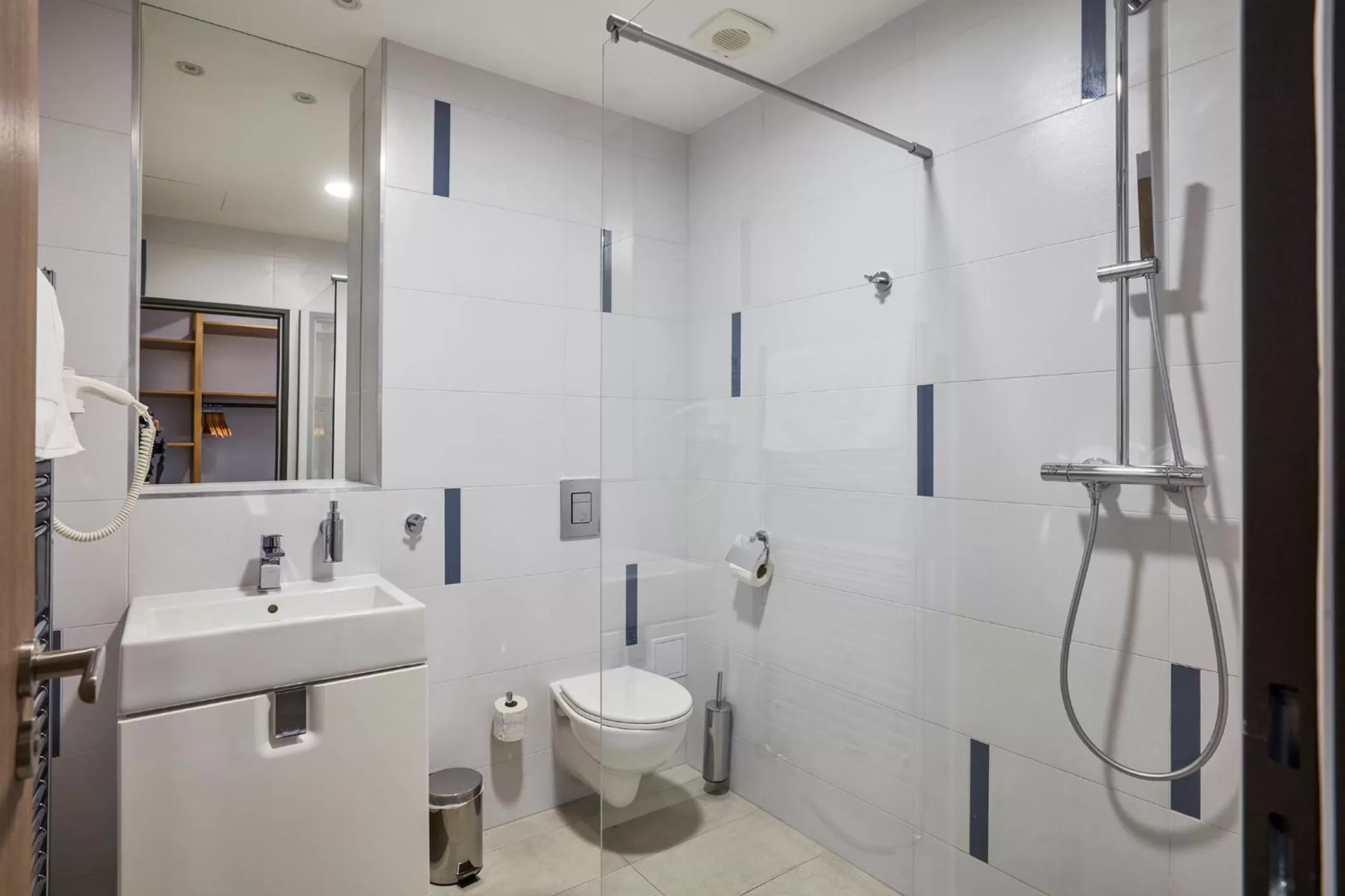 Shower in Hotel Ryzlink